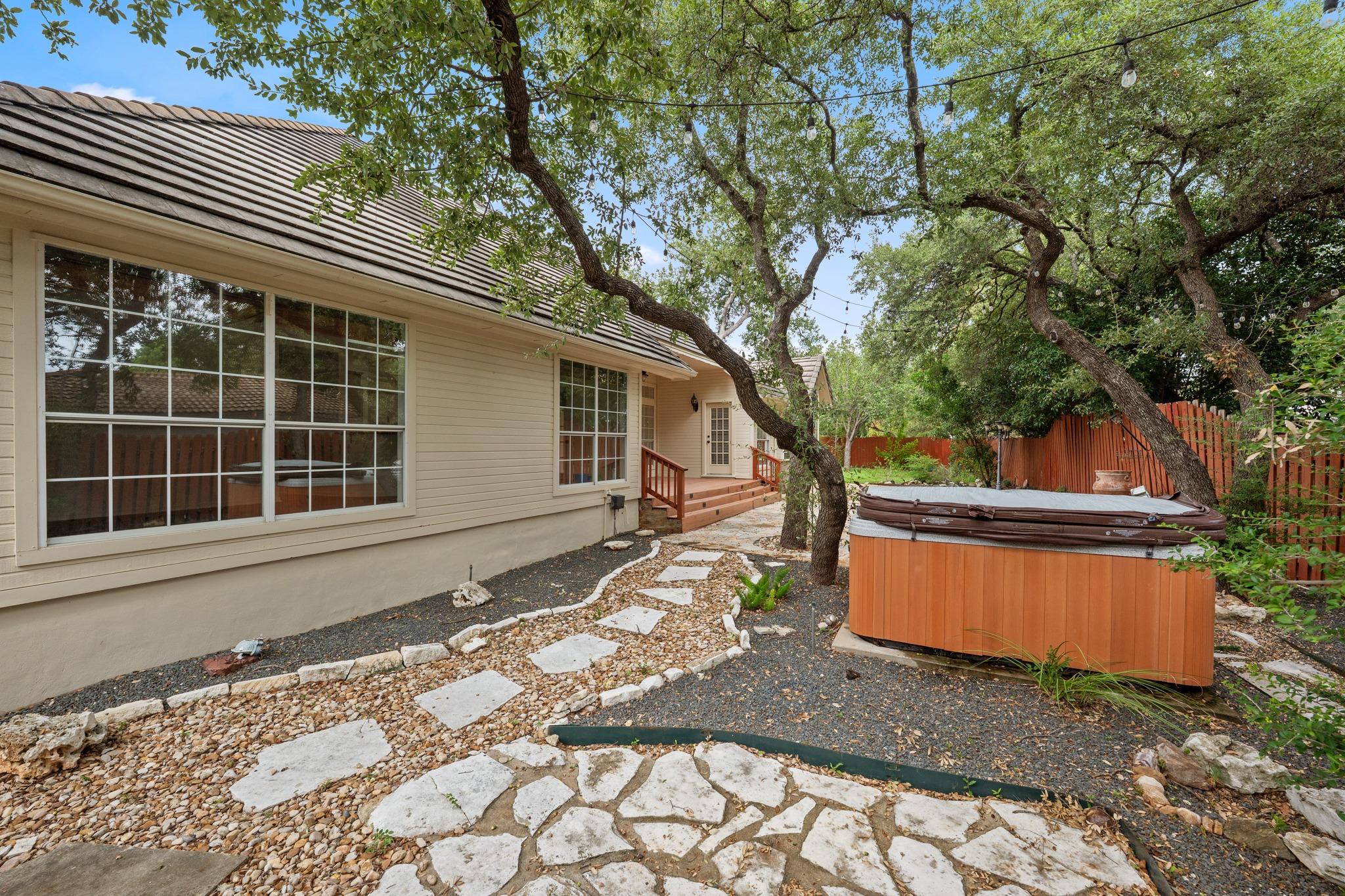 209 El Rio DR