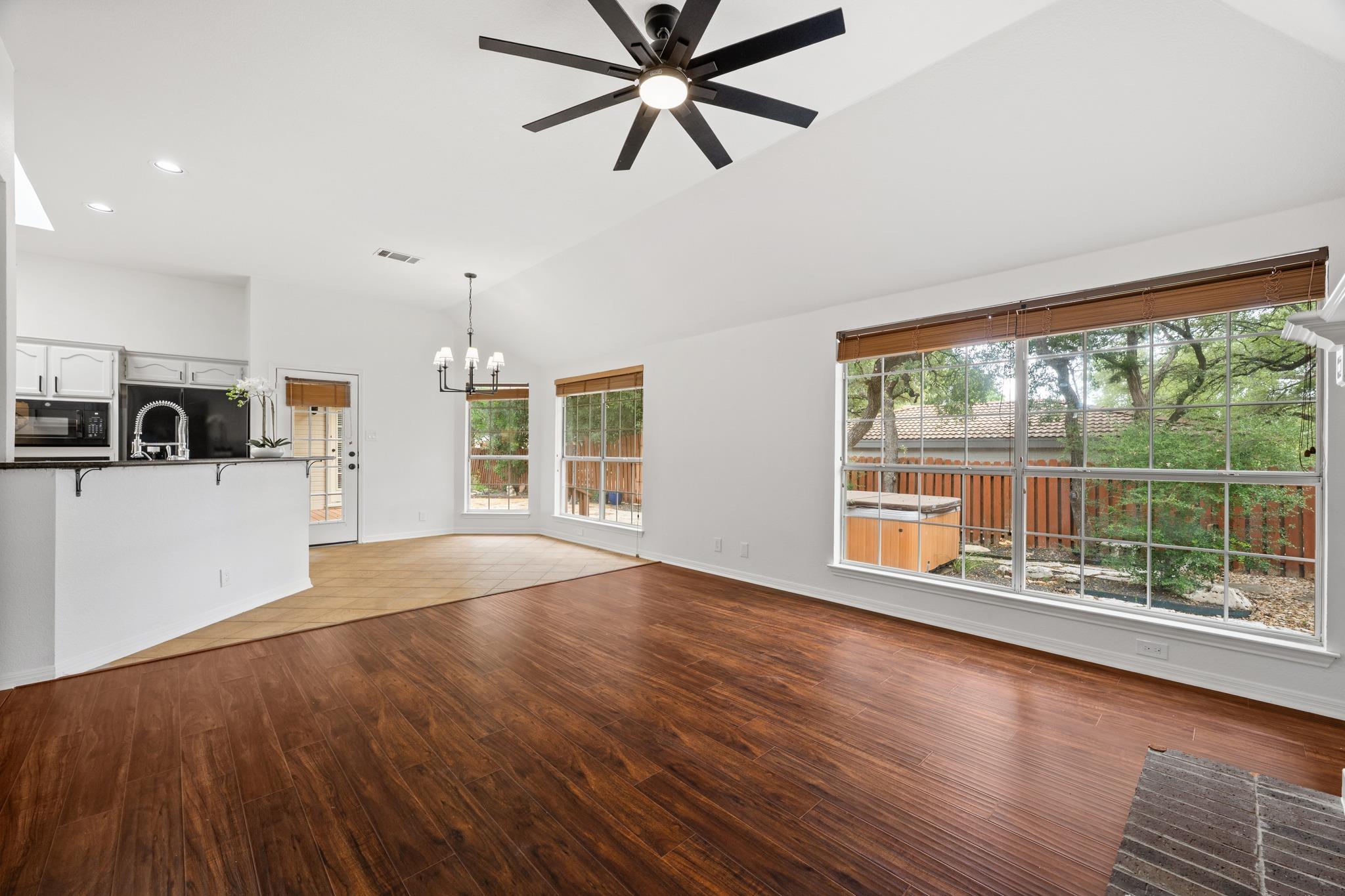 209 El Rio DR