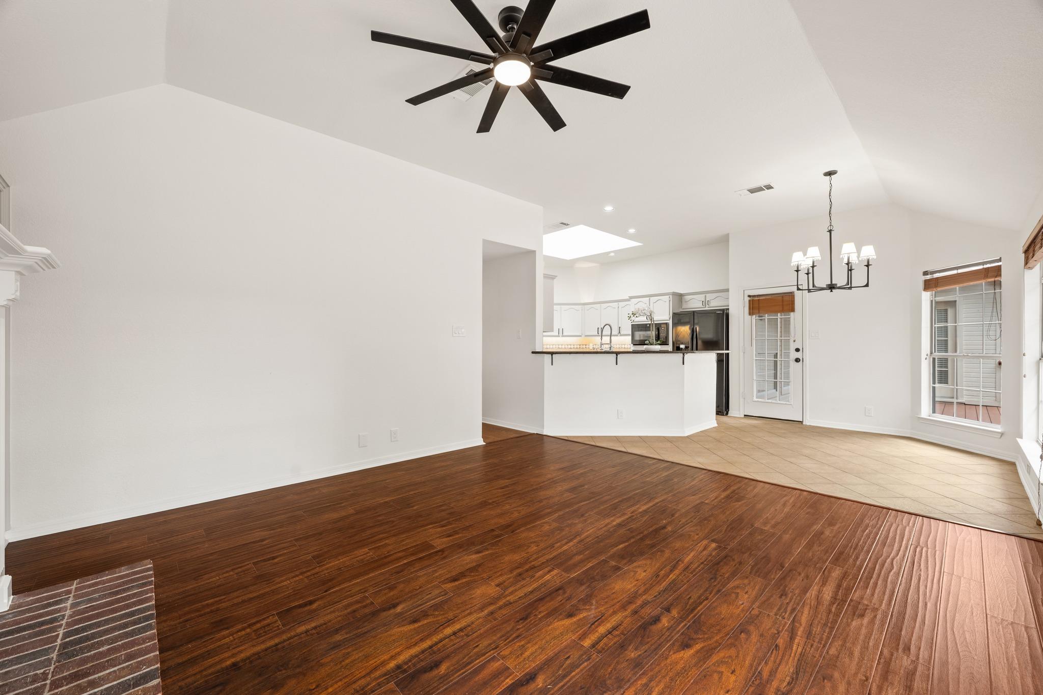209 El Rio DR