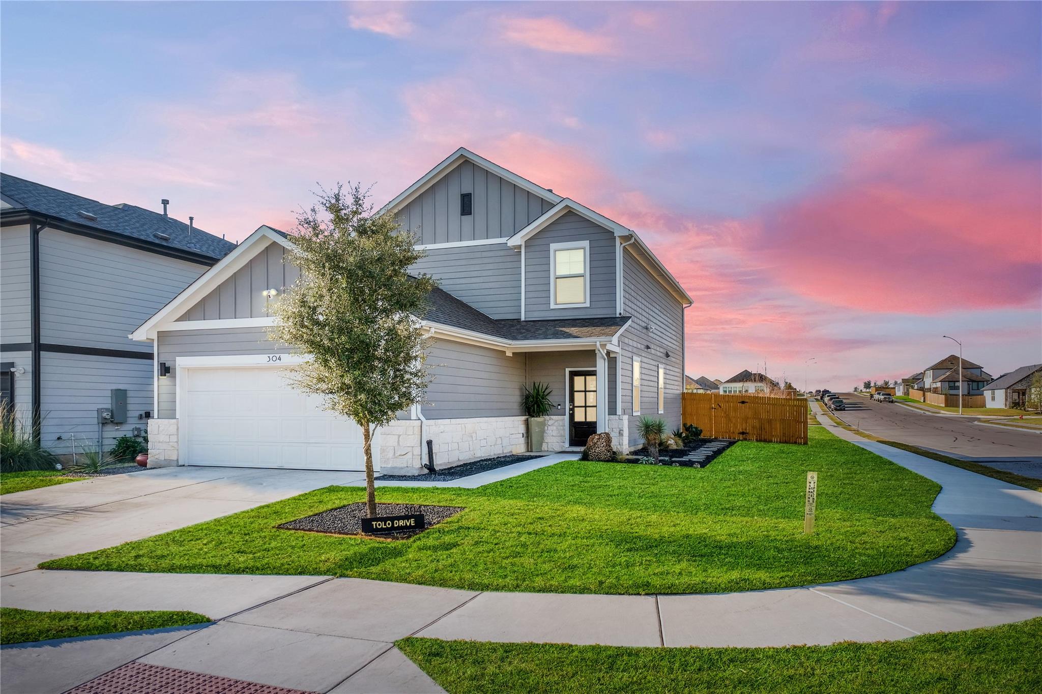 304 Tolo DR