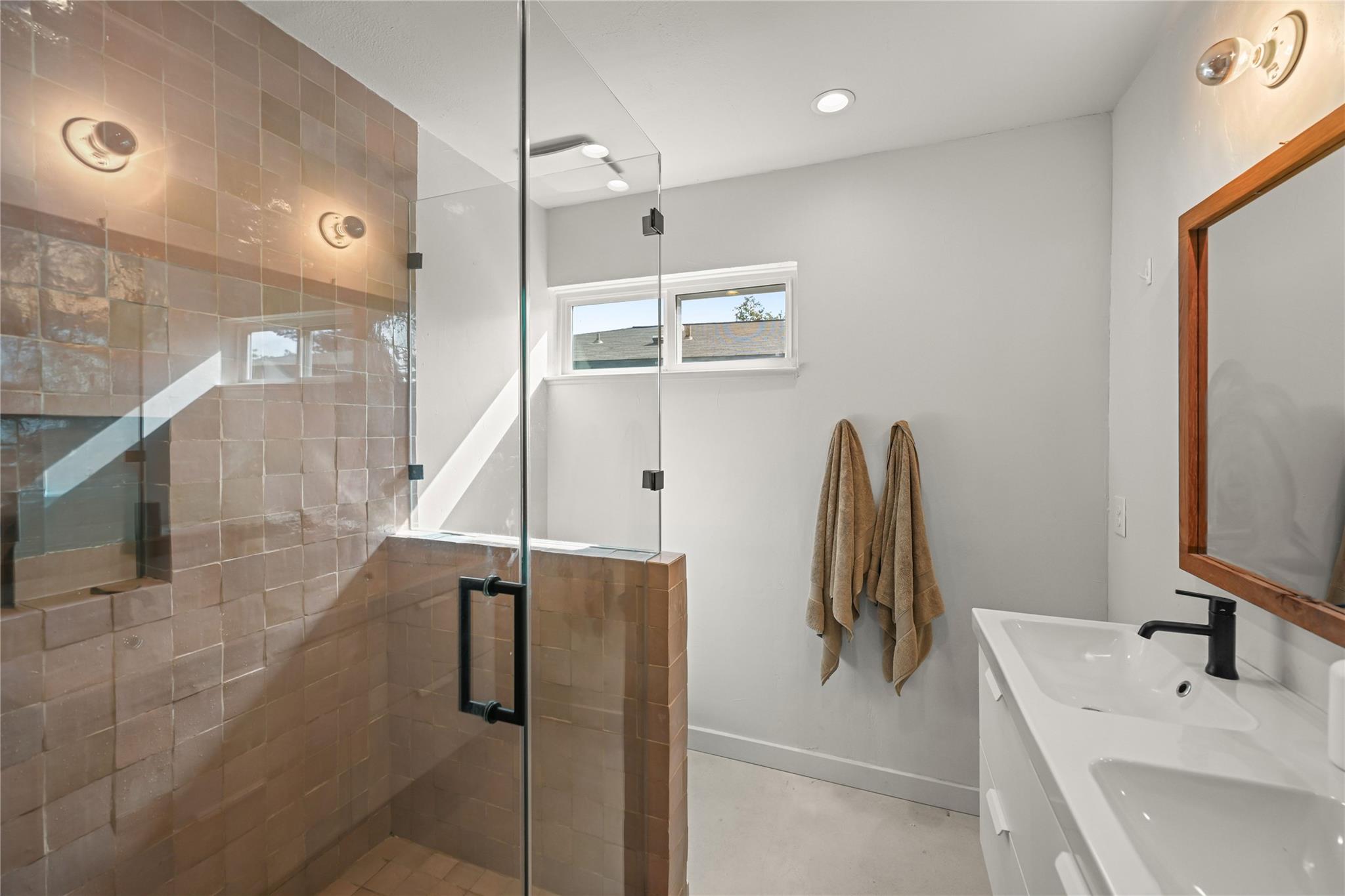 5115 Creekline DR