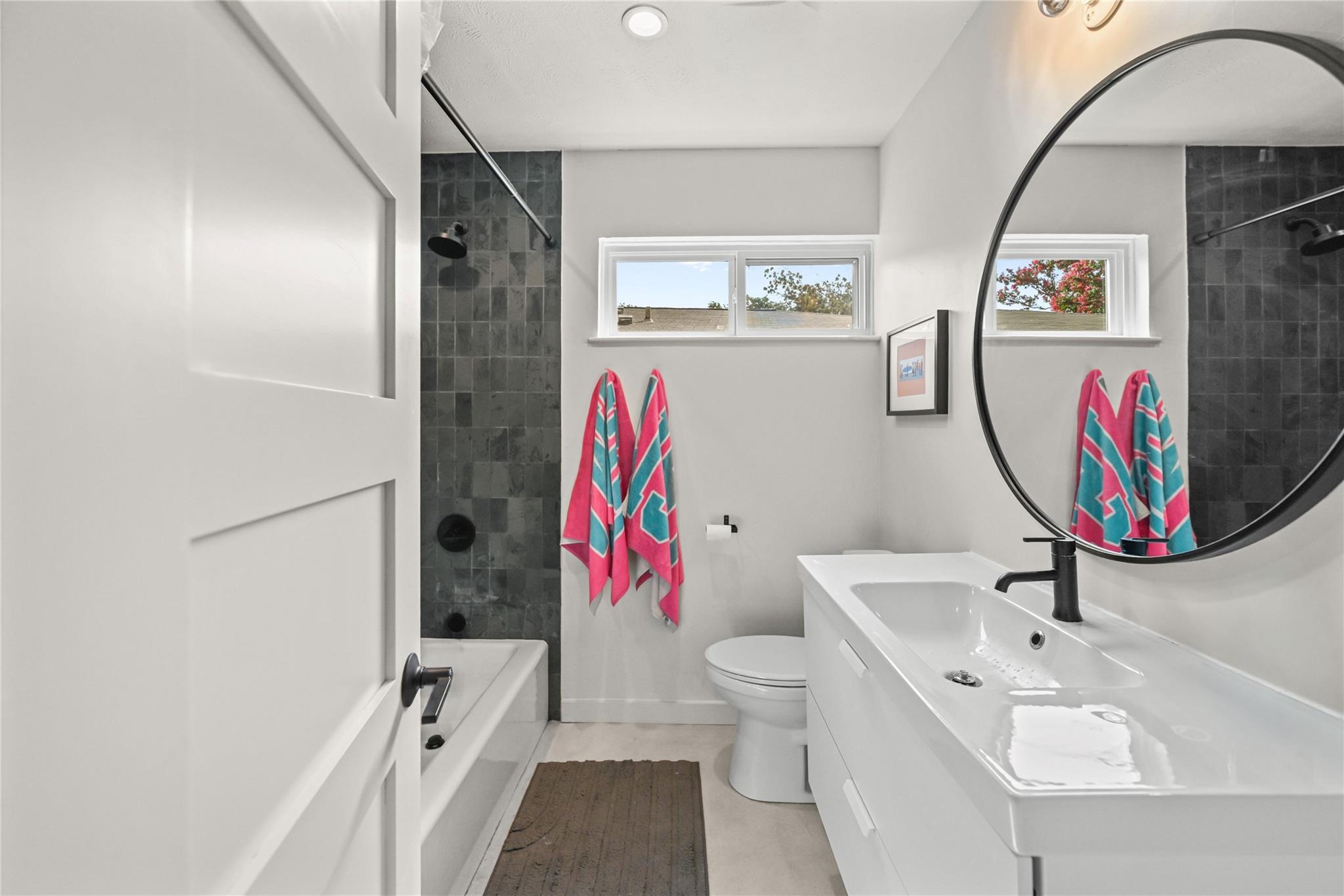 5115 Creekline DR