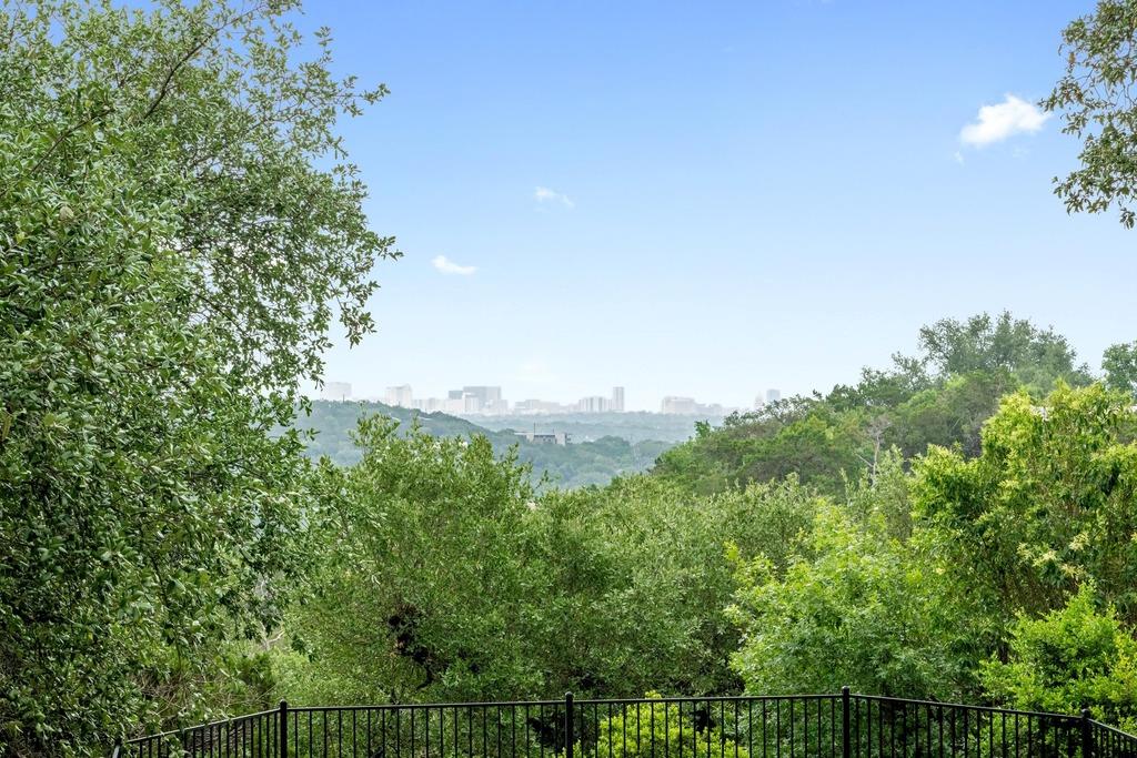 807 Terrace Mountain DR