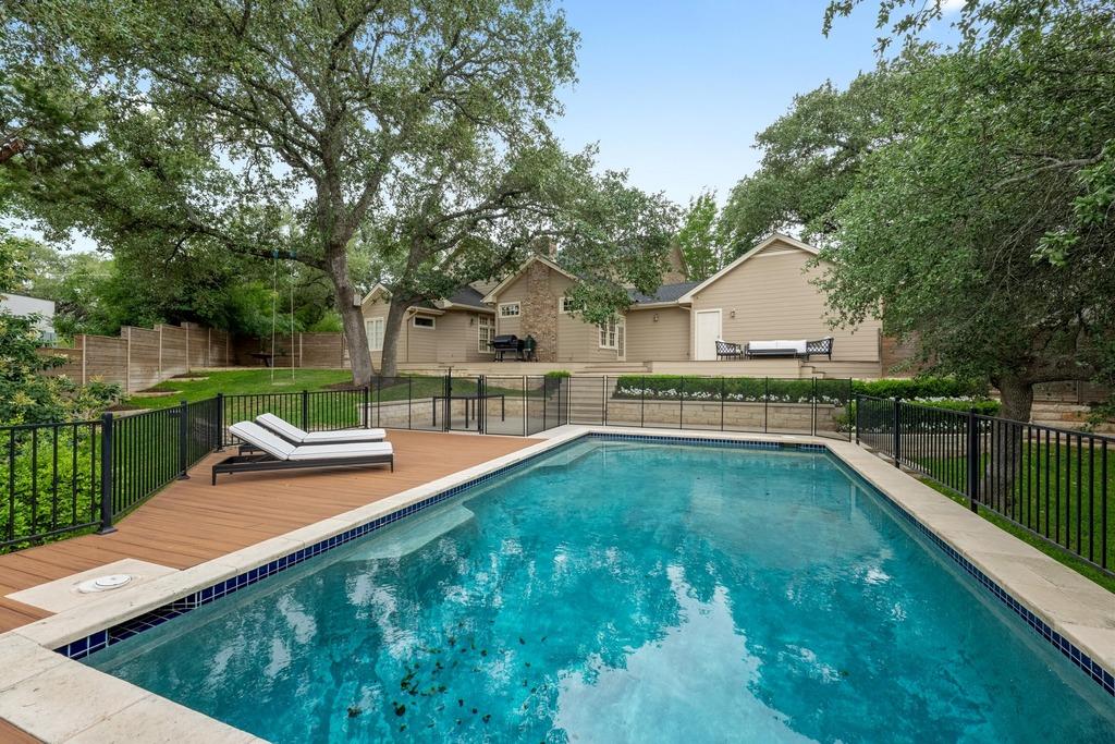 807 Terrace Mountain DR