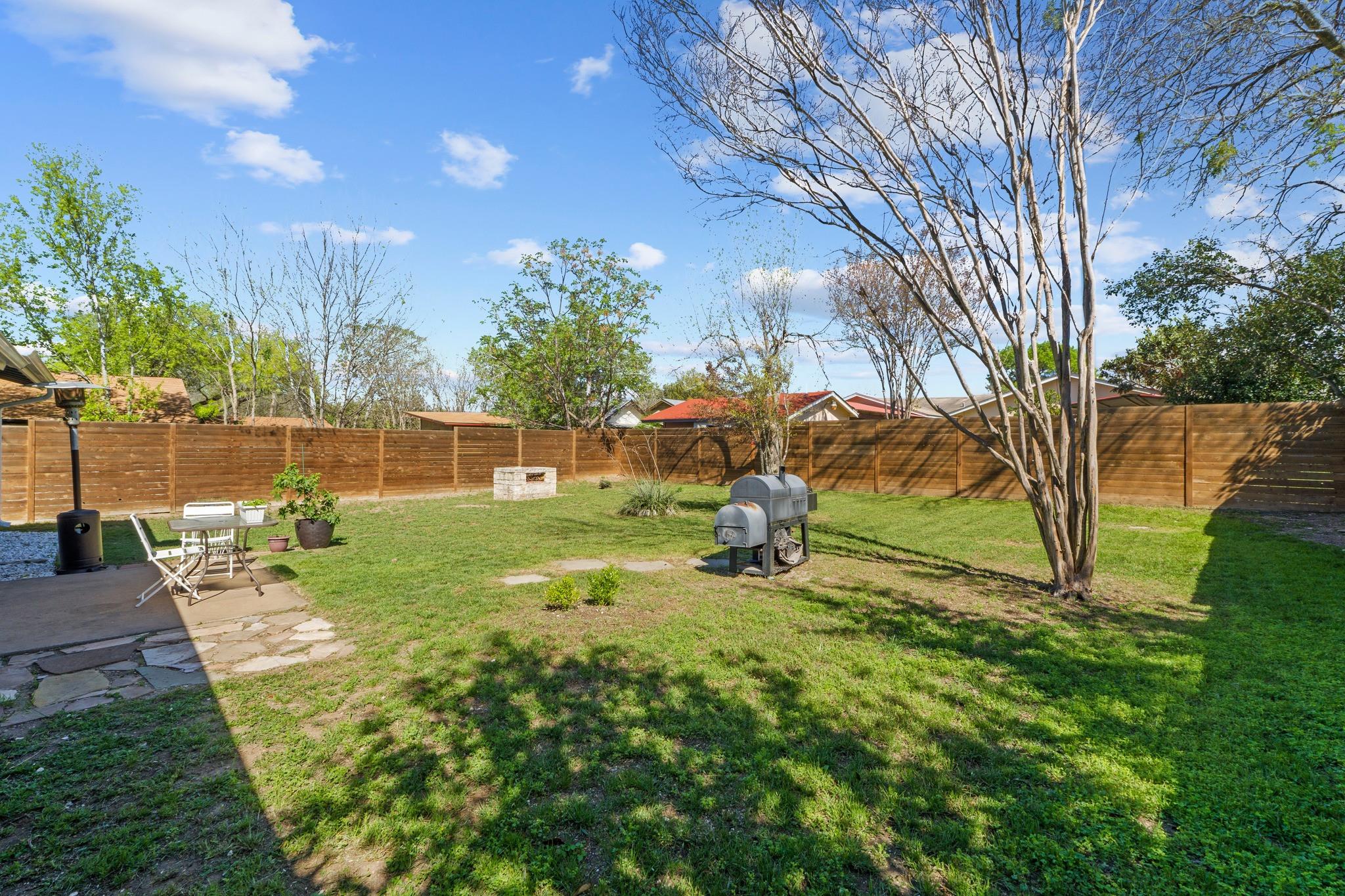 5811 Glenhollow PATH