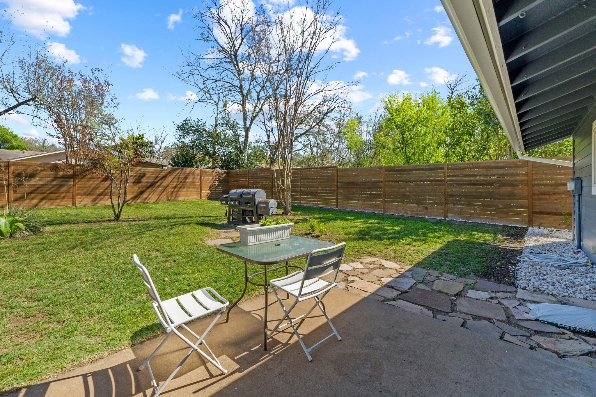 5811 Glenhollow PATH