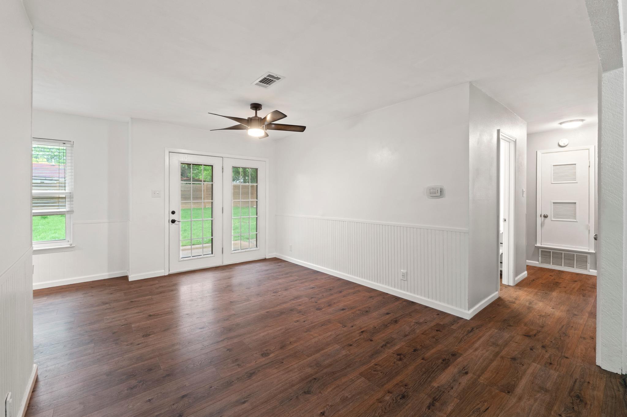 5811 Glenhollow PATH
