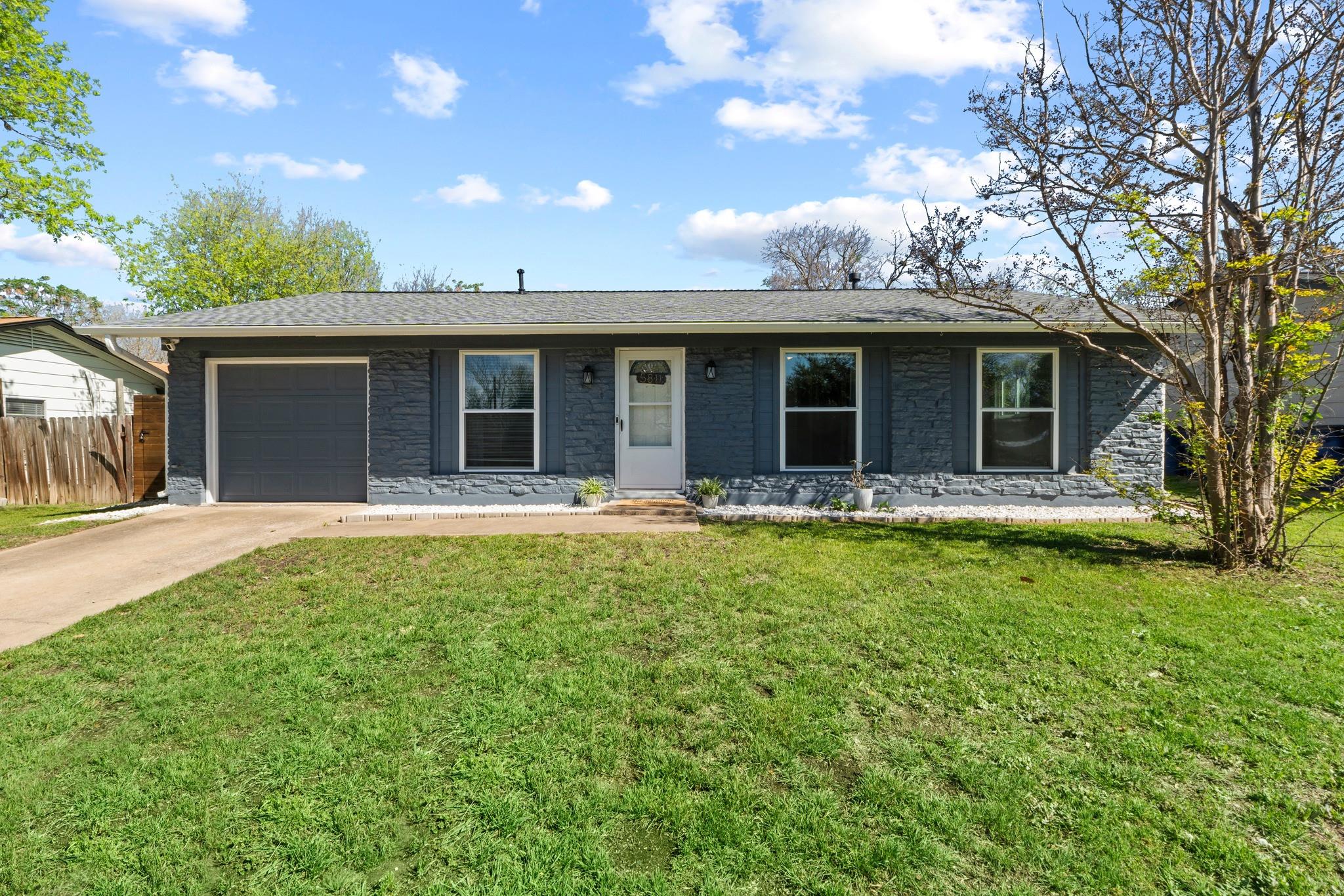 5811 Glenhollow PATH