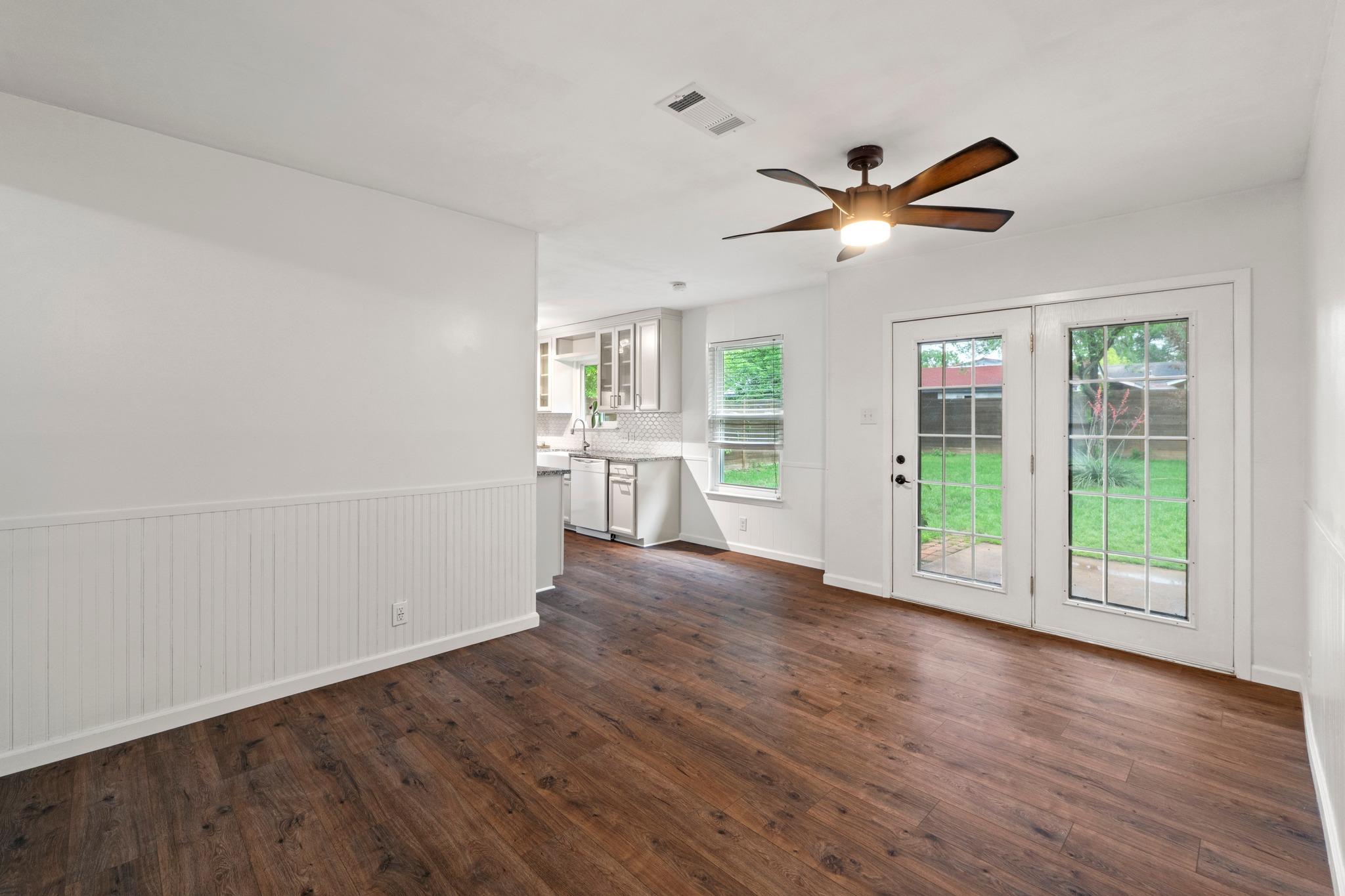 5811 Glenhollow PATH