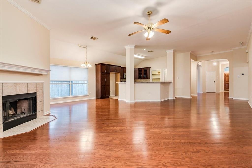 13506 Lamplight Village Ave