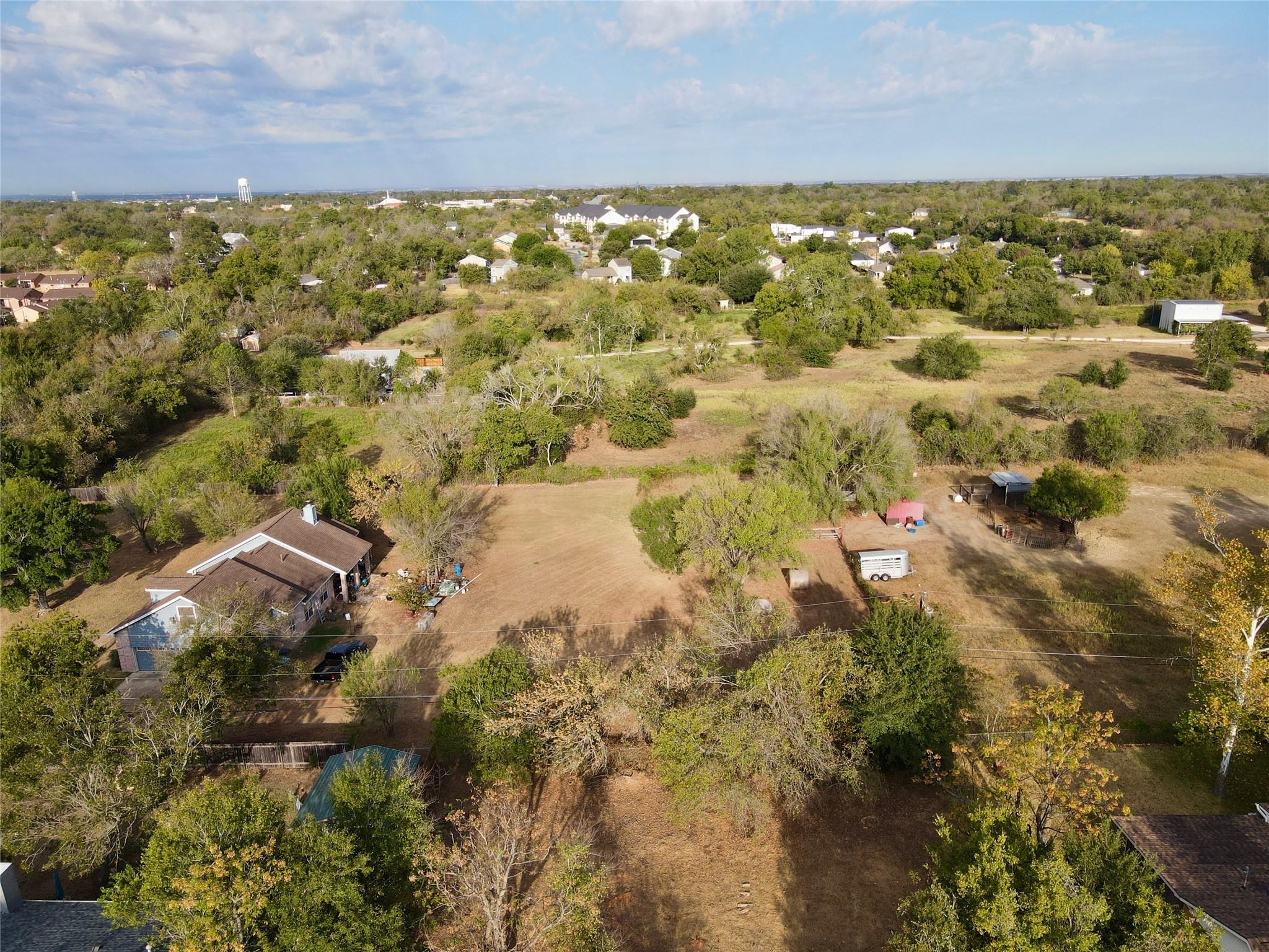 112 Plum DR