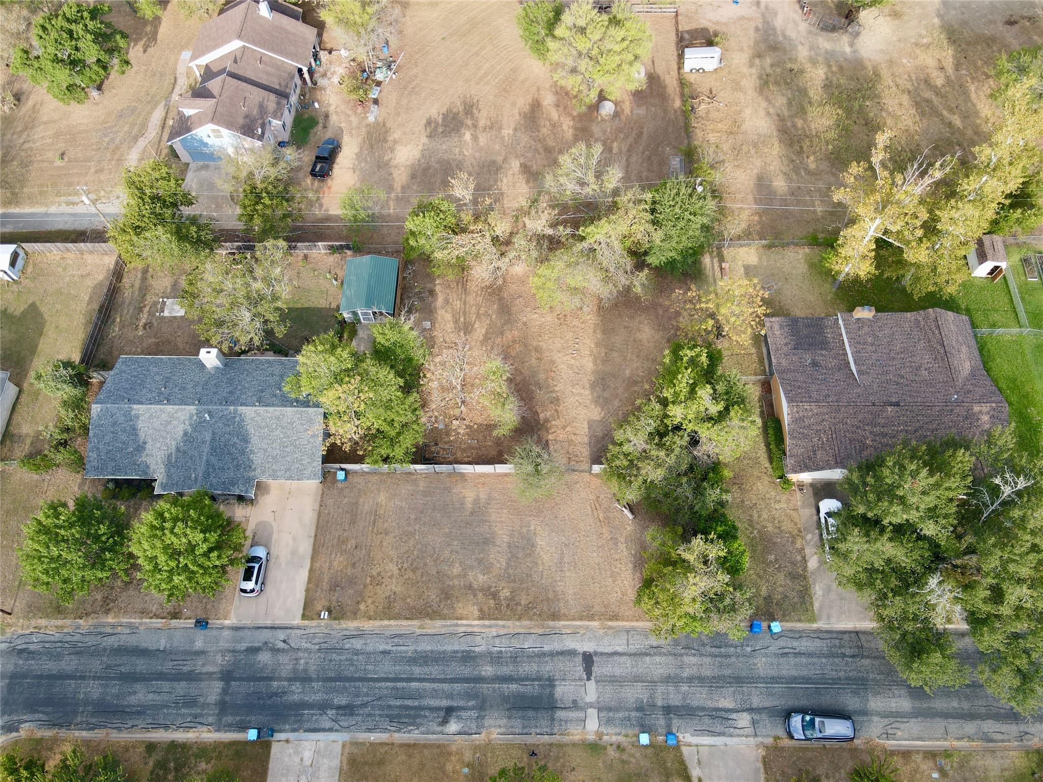 112 Plum DR