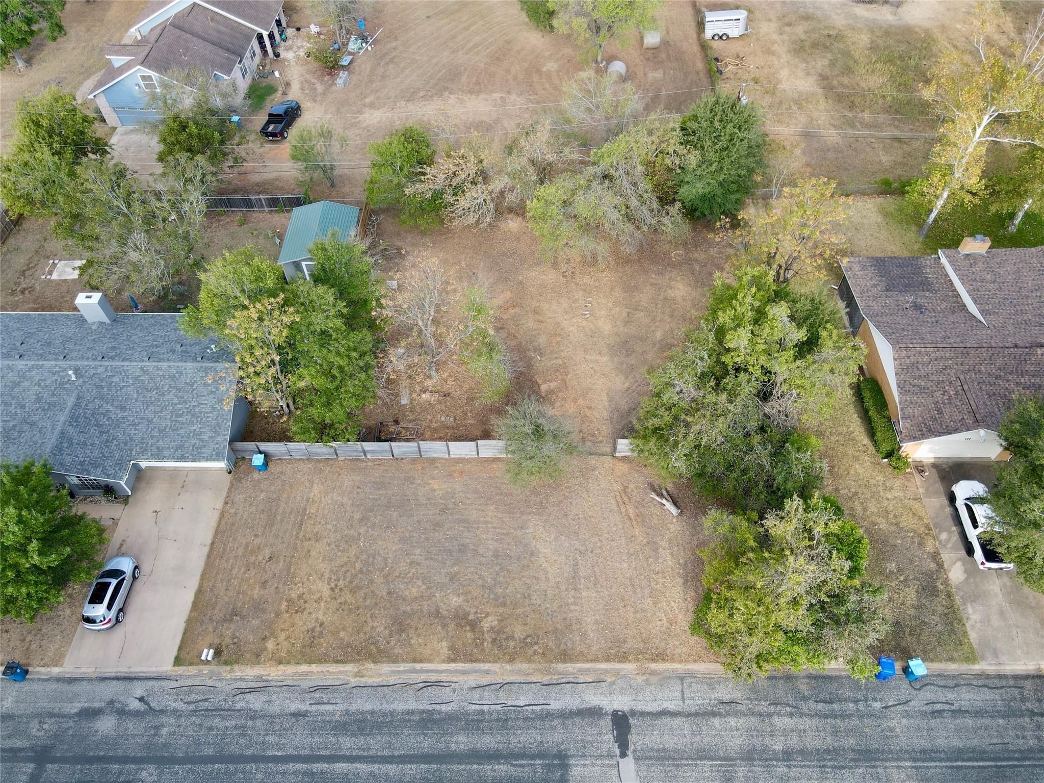 112 Plum DR