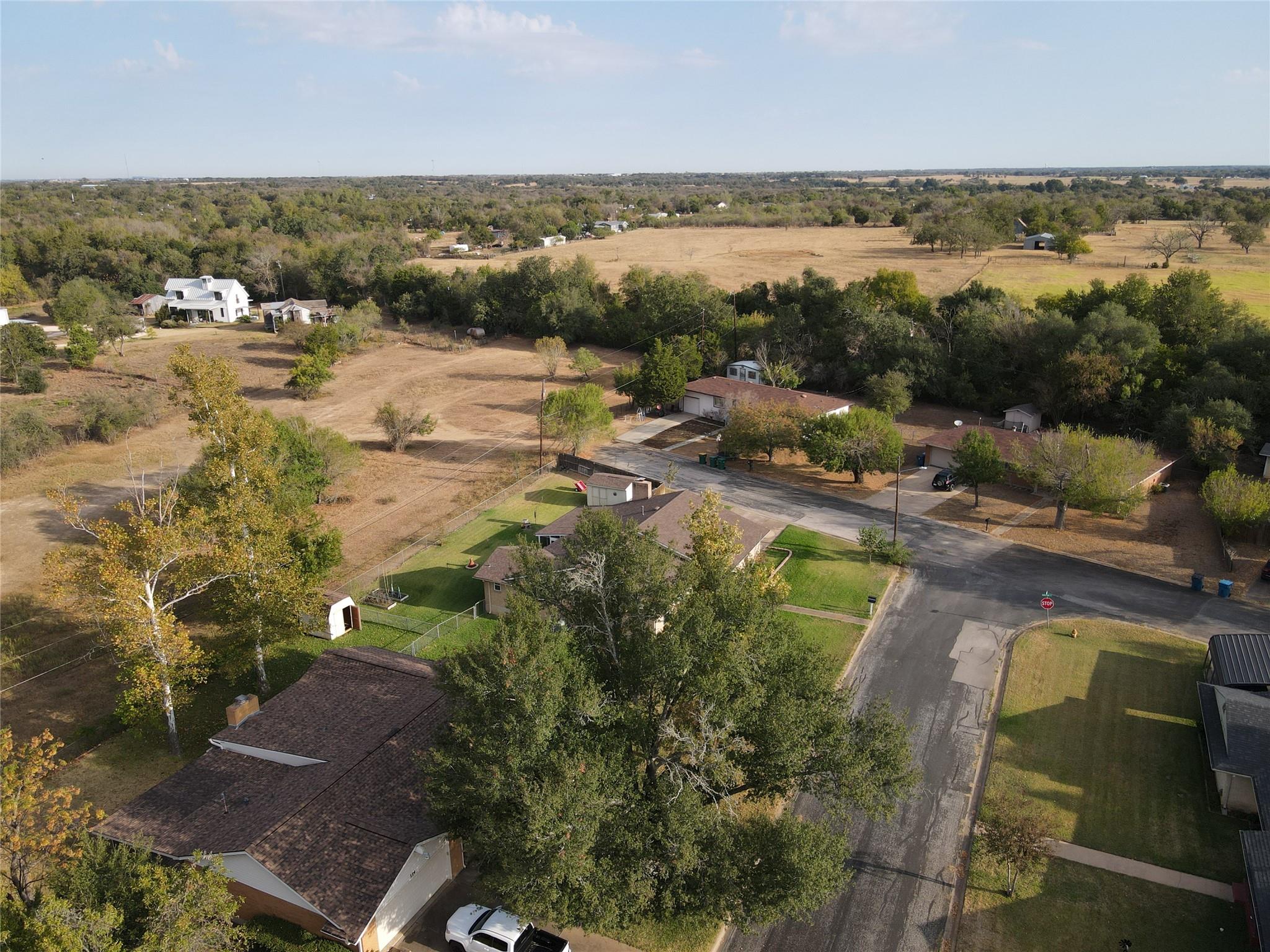 112 Plum DR