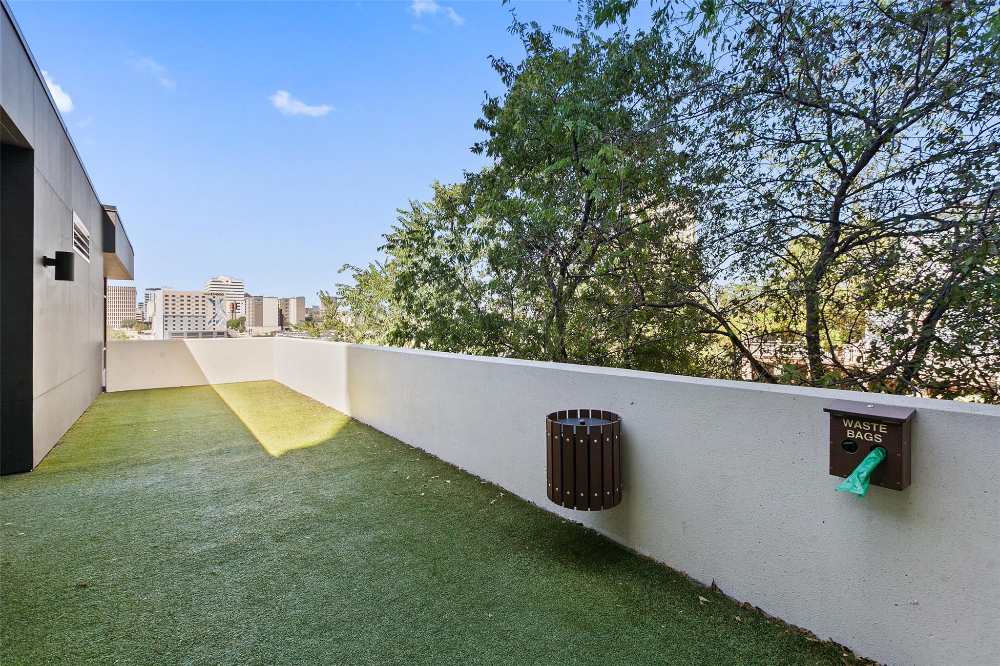 800 Embassy DR # 537