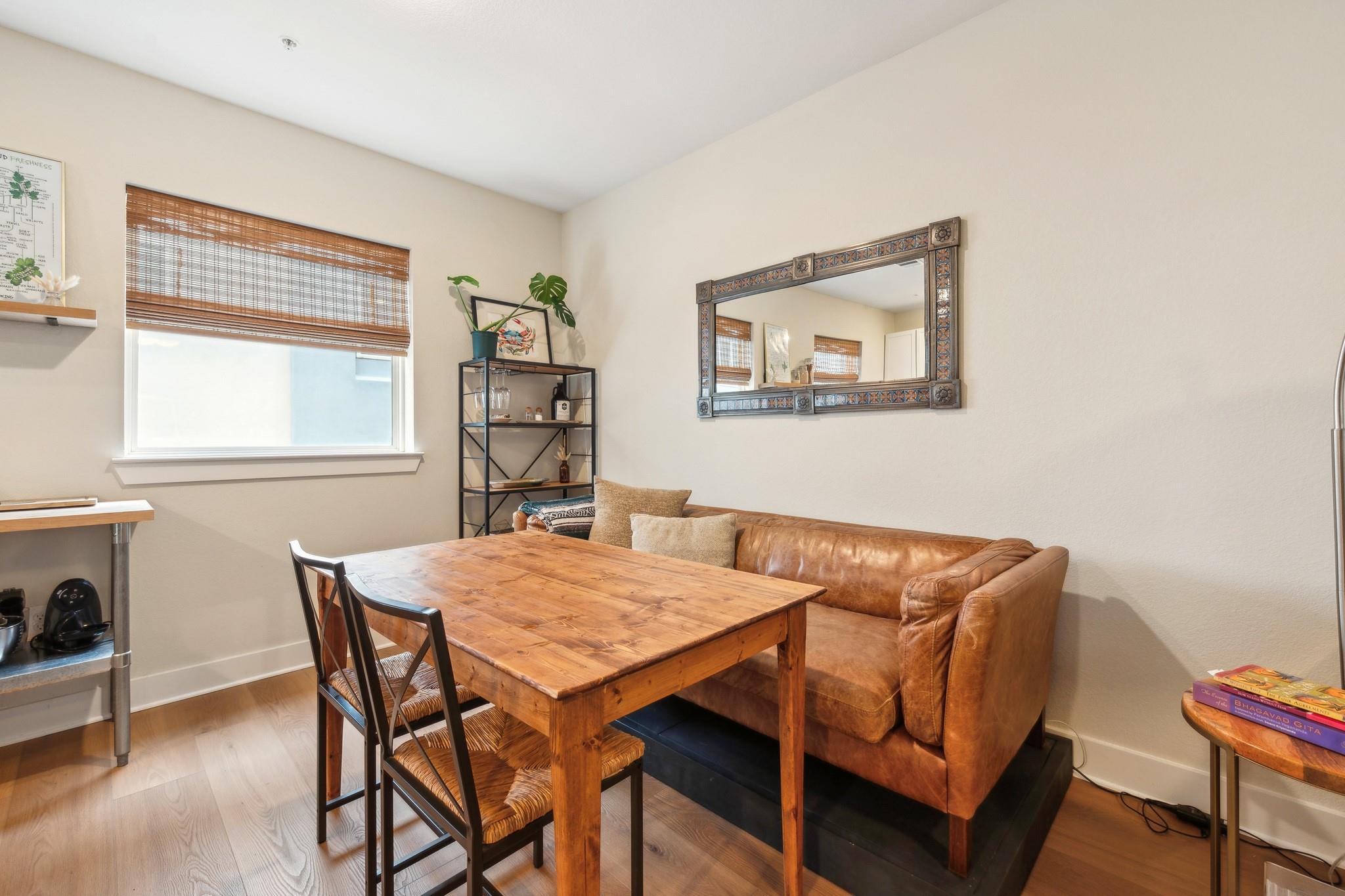 2827 Manor RD # 3104