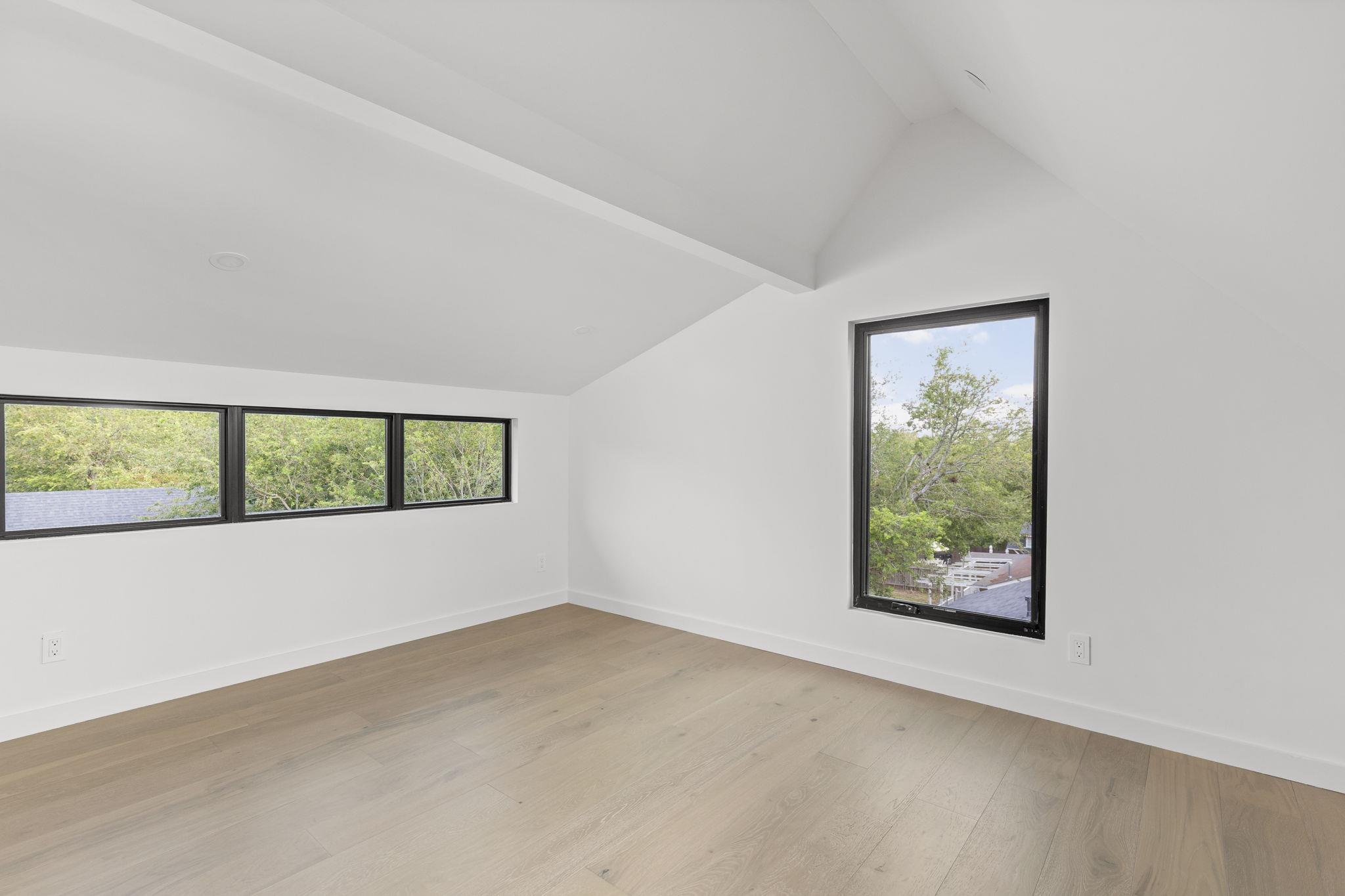 501 E 50th ST