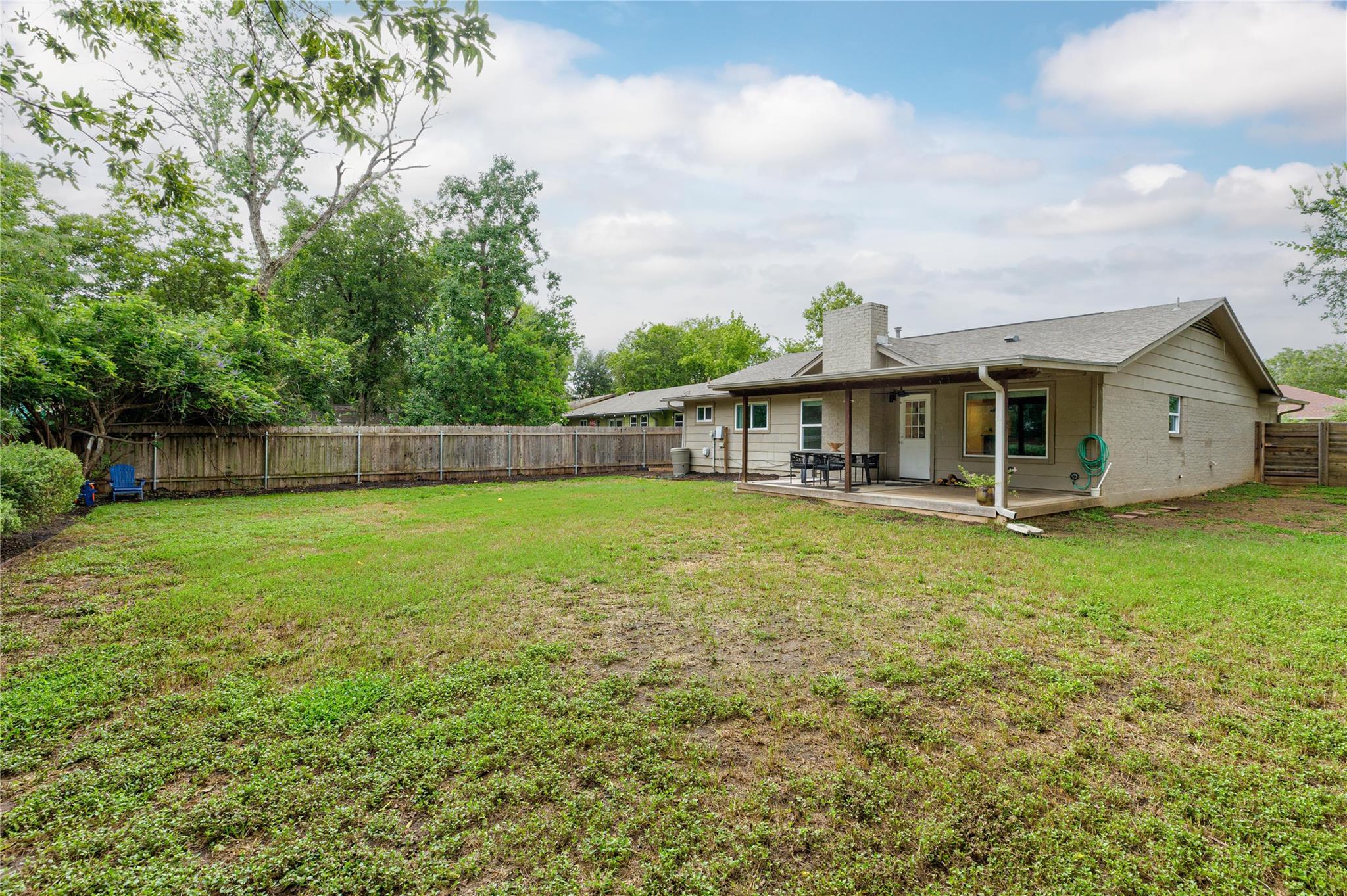 2301 Village CIR