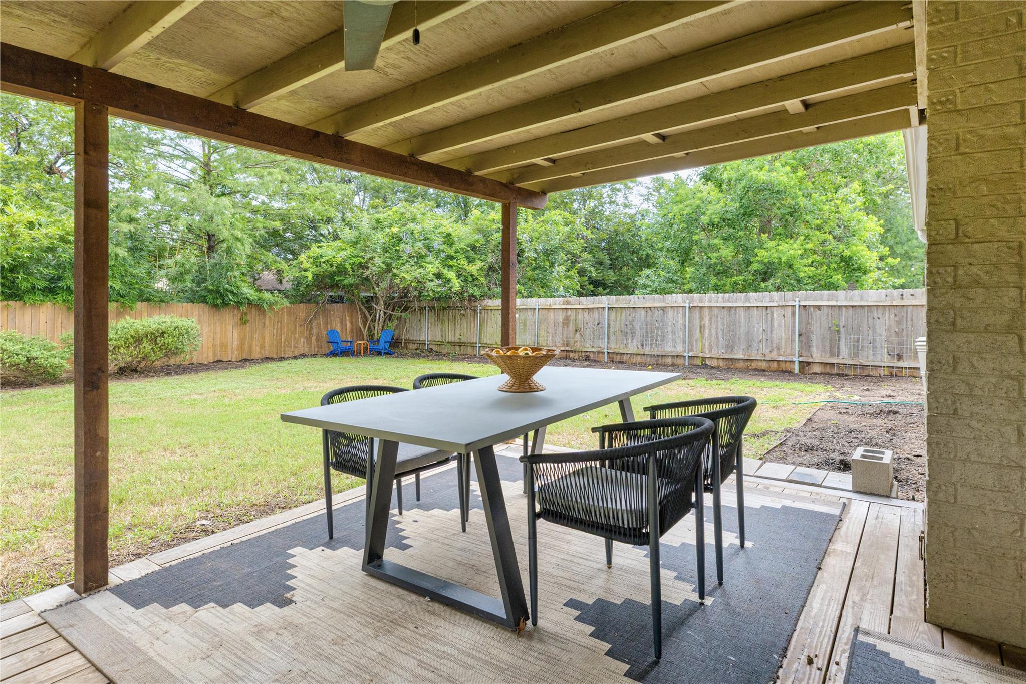 2301 Village CIR