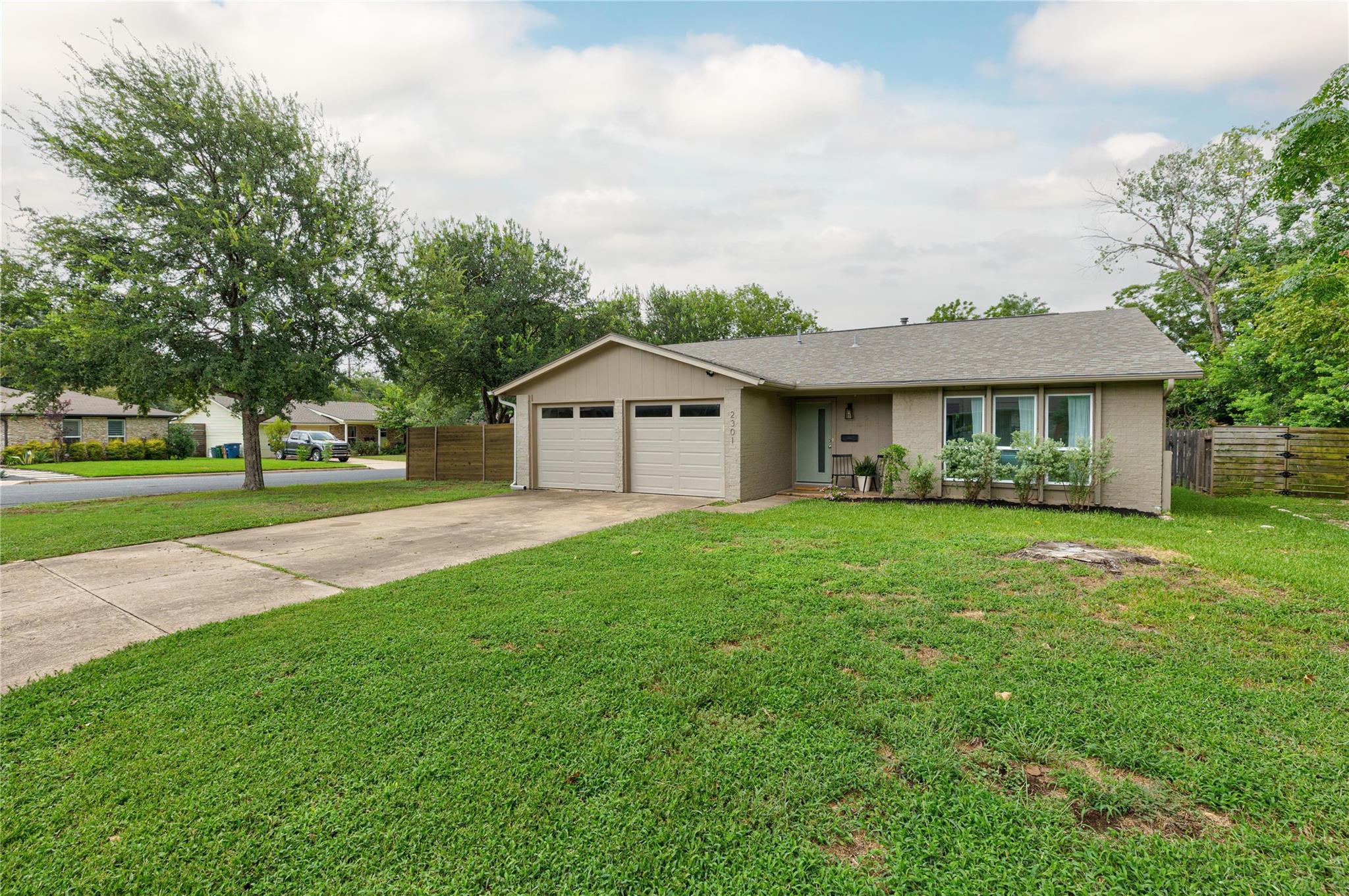 2301 Village CIR