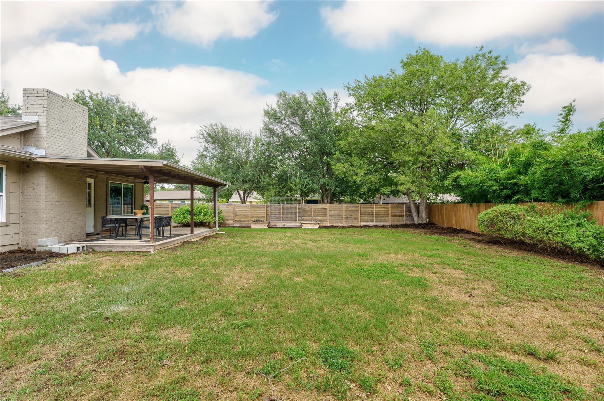 2301 Village CIR