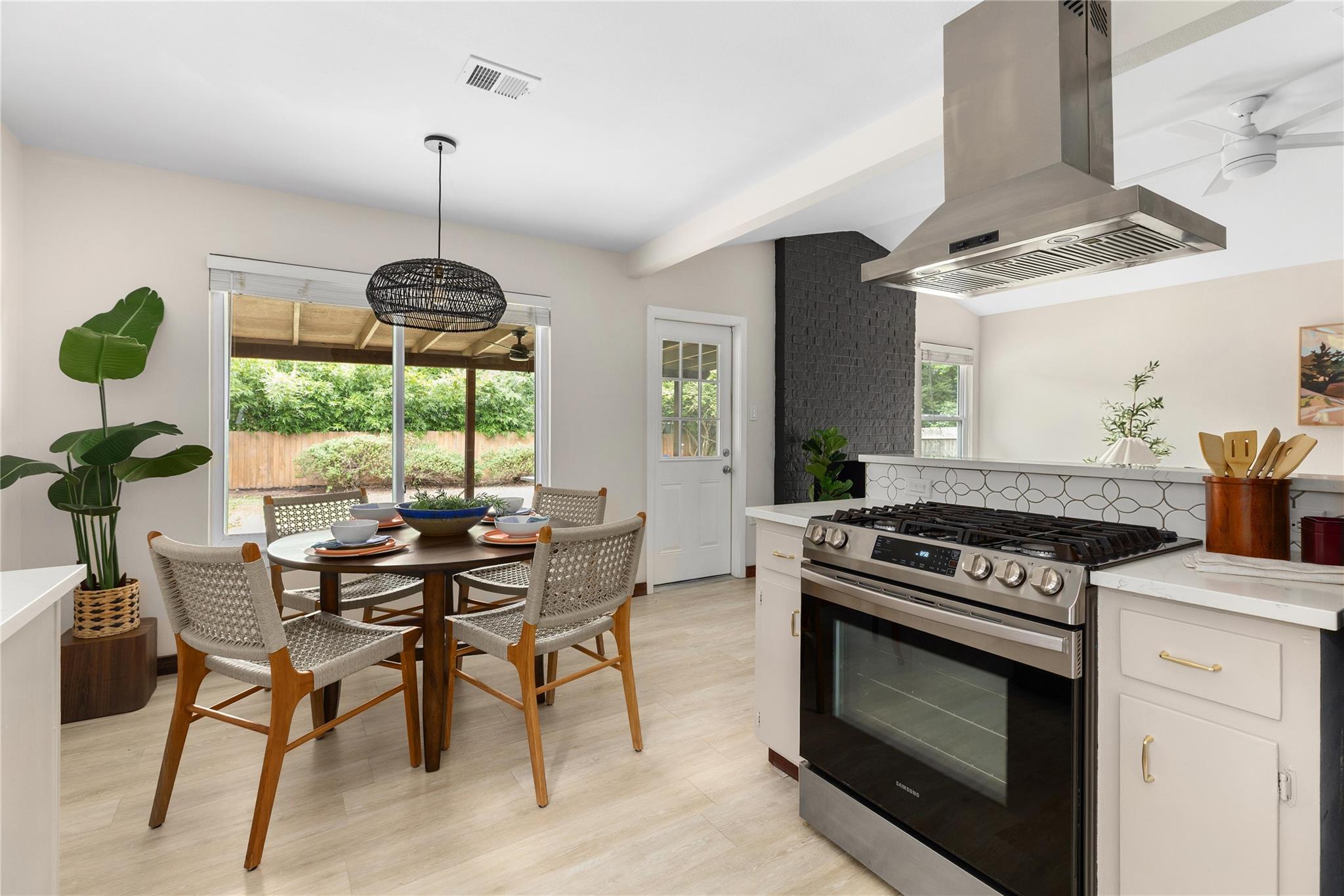 2301 Village CIR