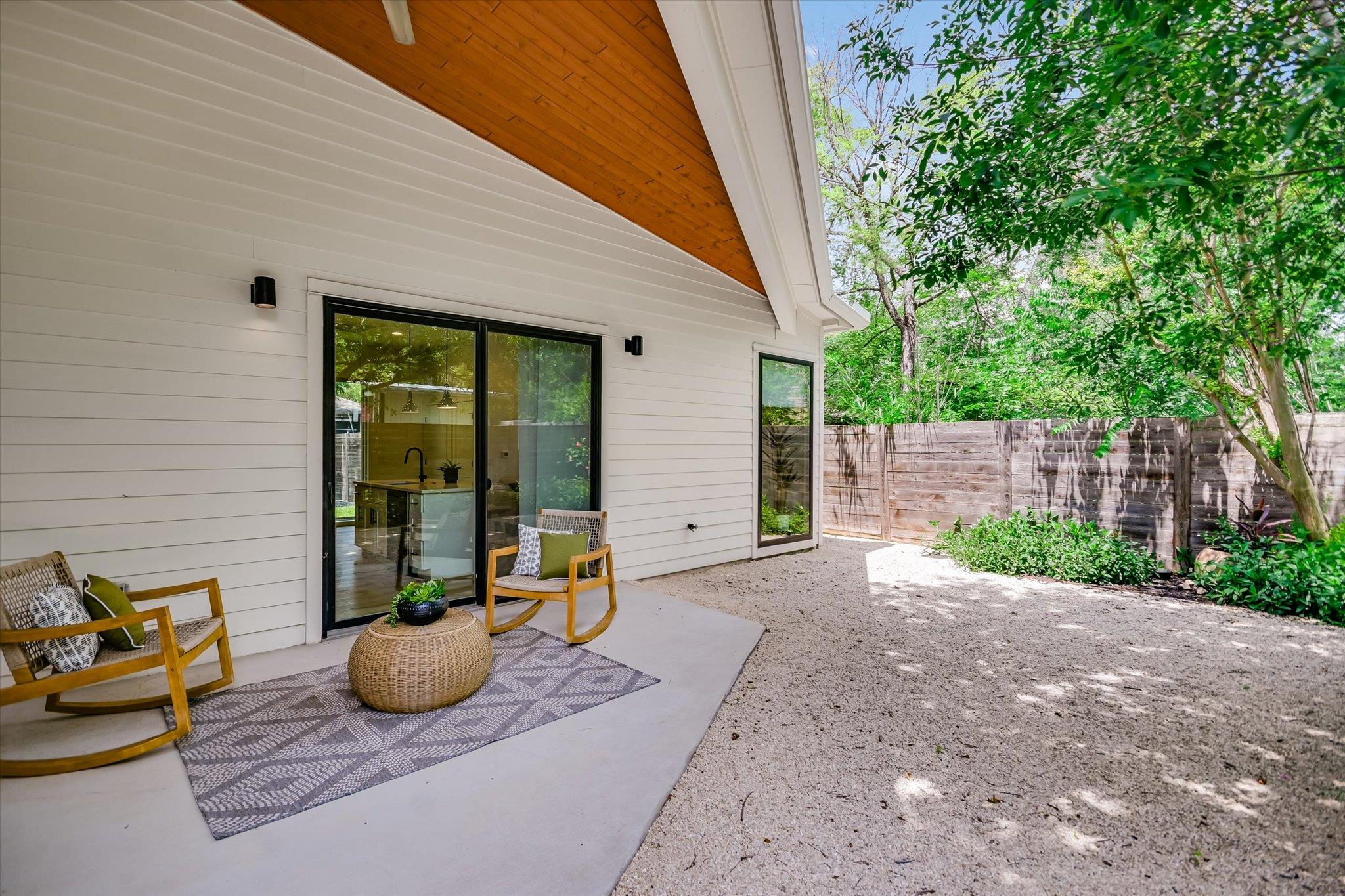 406 Franklin BLVD # 2