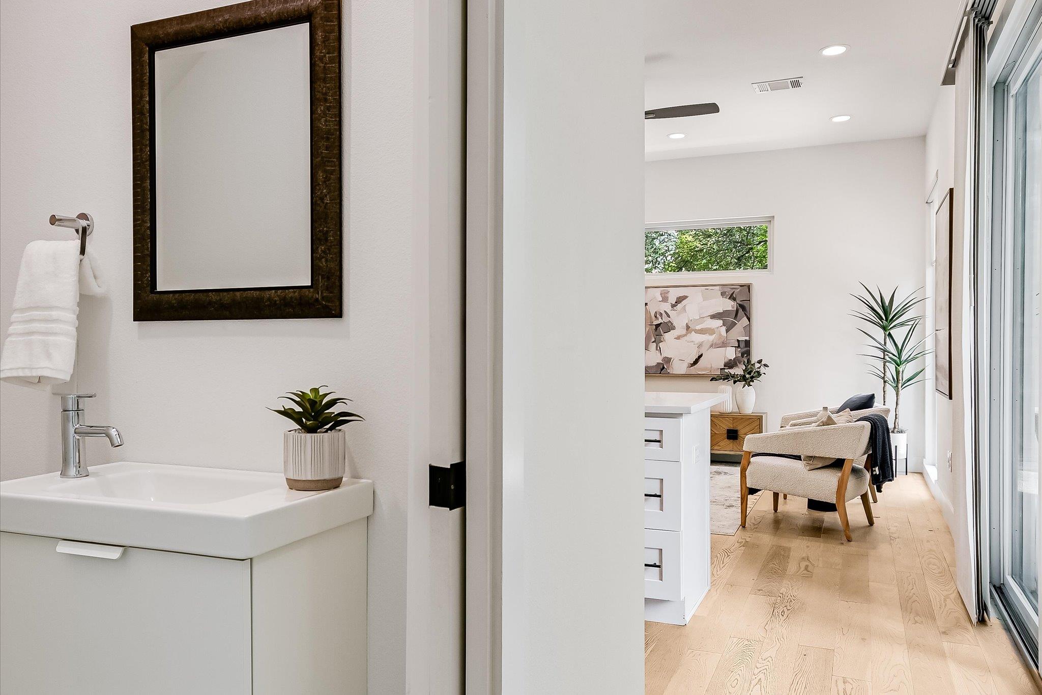406 Franklin BLVD # 2