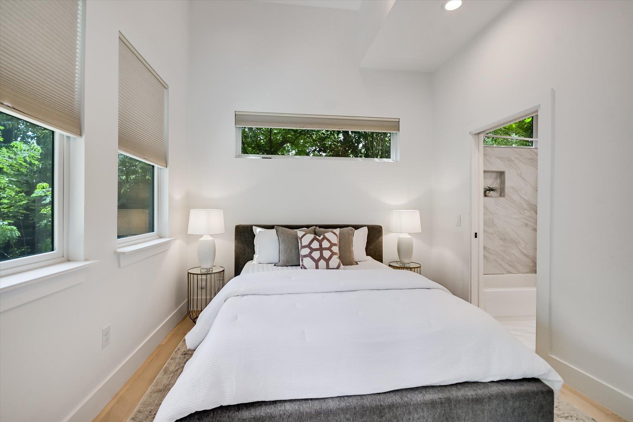 406 Franklin BLVD # 2