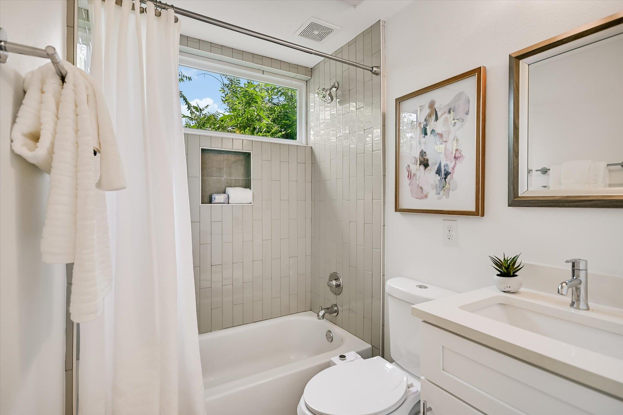 406 Franklin BLVD # 2