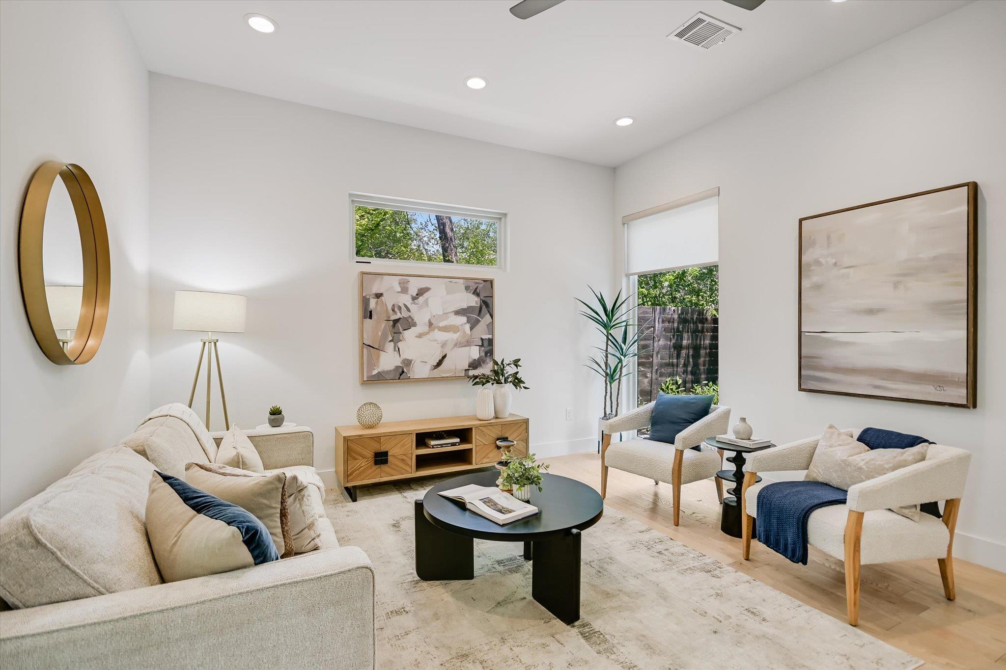 406 Franklin BLVD # 2