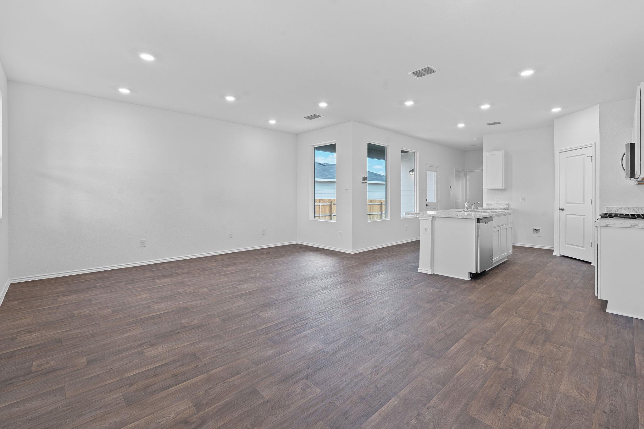 323 Puerto Plata Ave, Bastrop