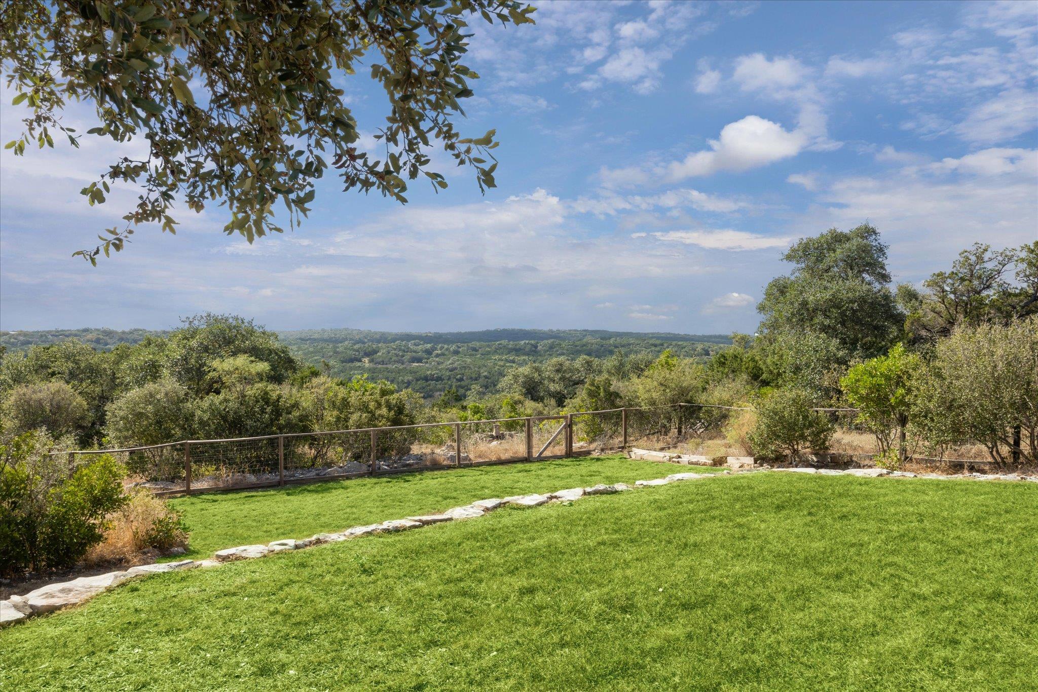 2902 Summit DR, New Braunfels