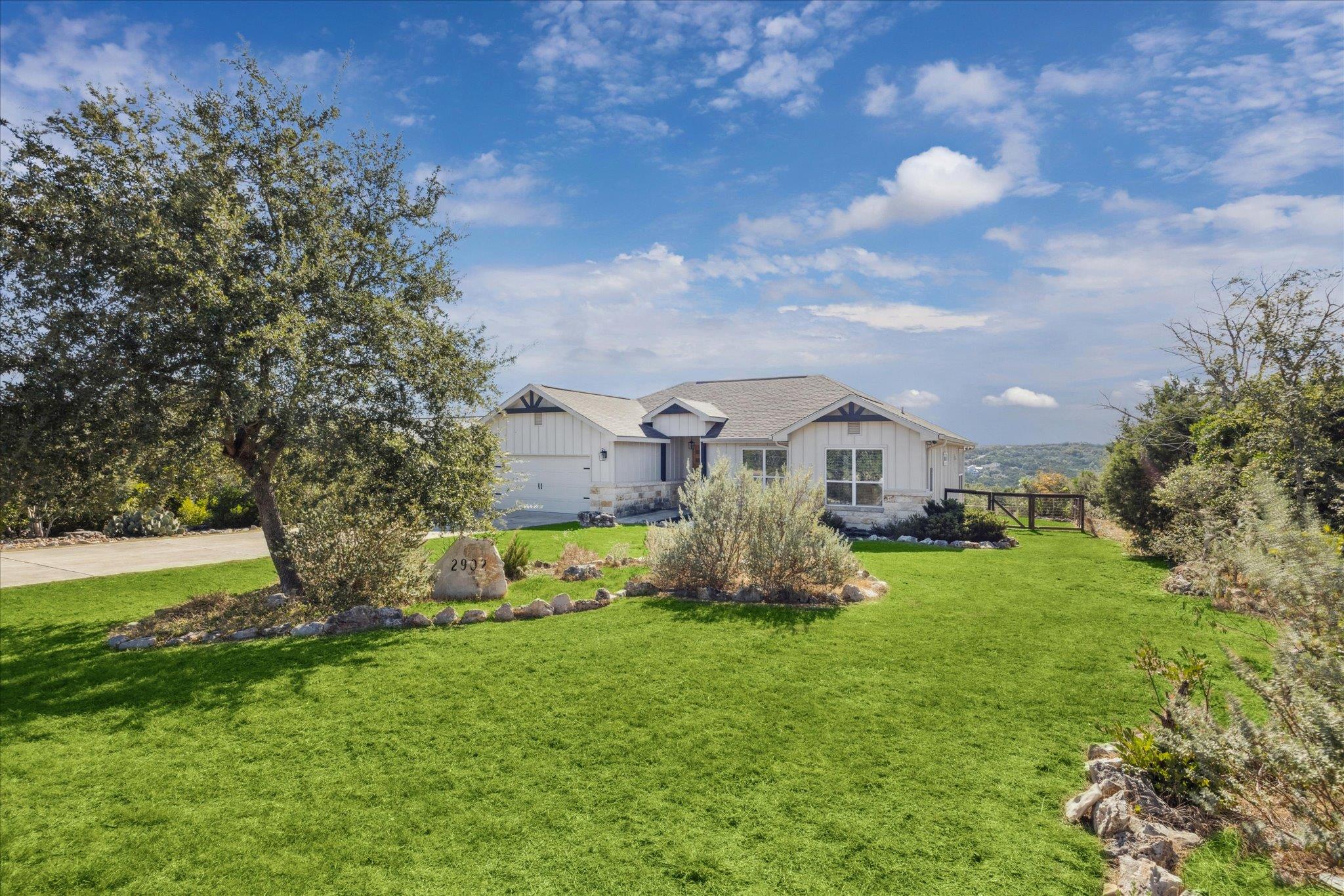 2902 Summit DR, New Braunfels