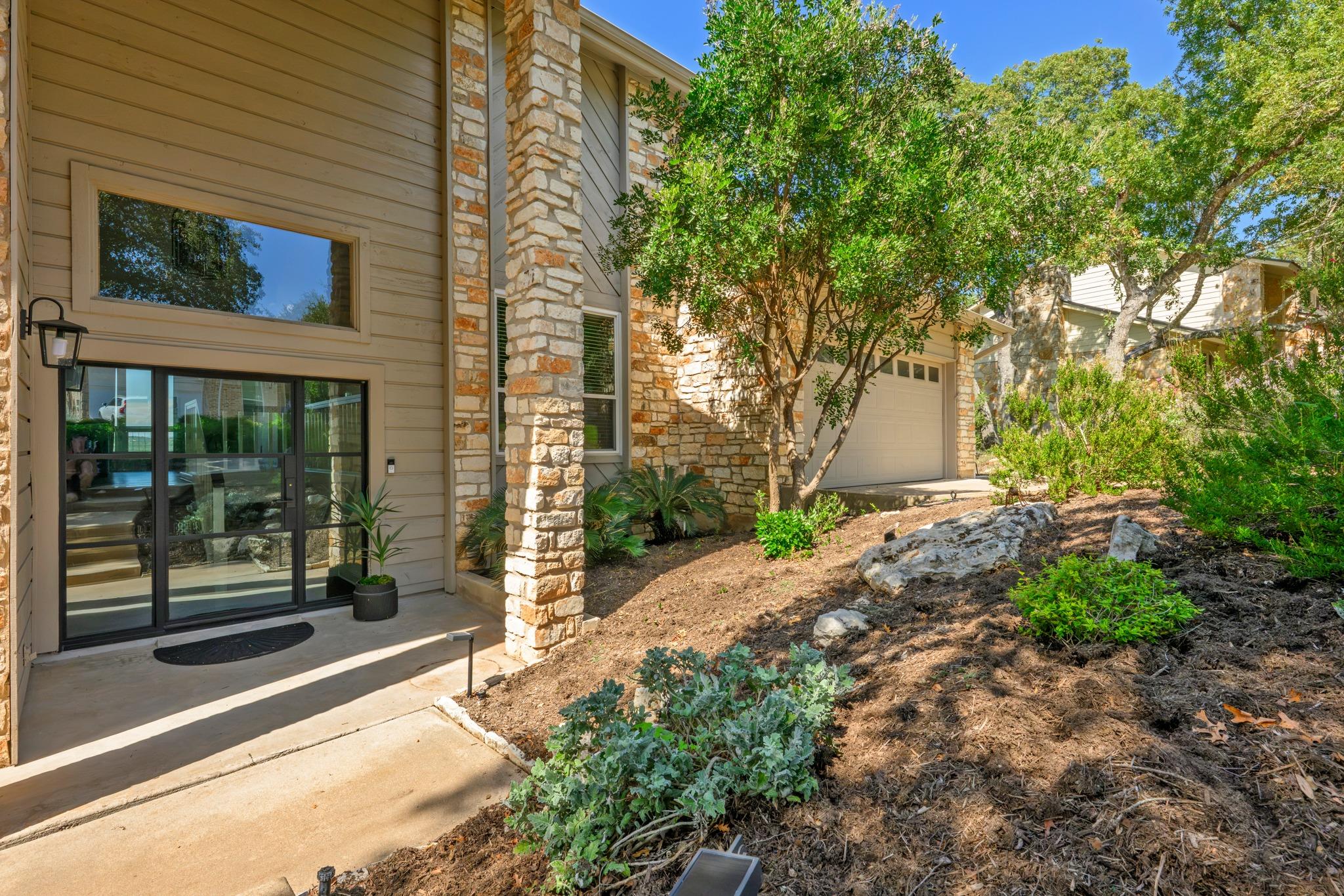 1528 Ben Crenshaw WAY
