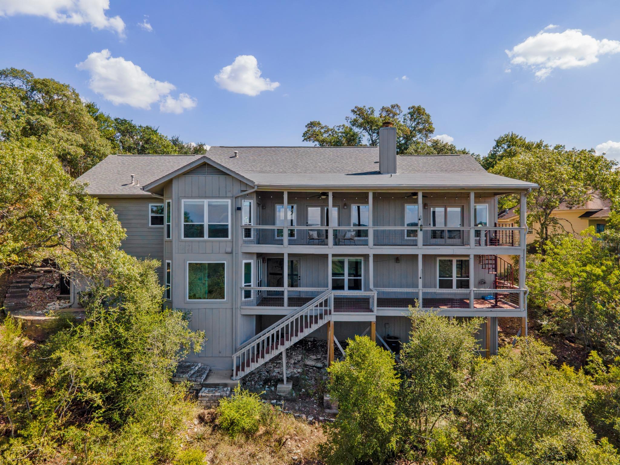 1528 Ben Crenshaw WAY