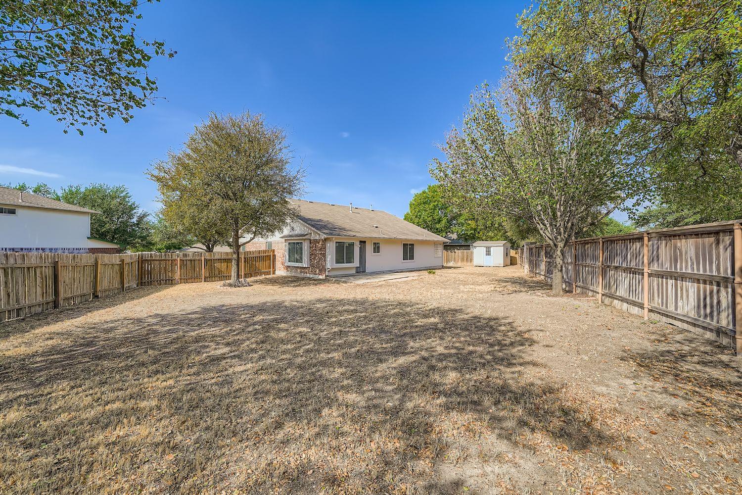 1301 Coral Cay LN, Round Rock