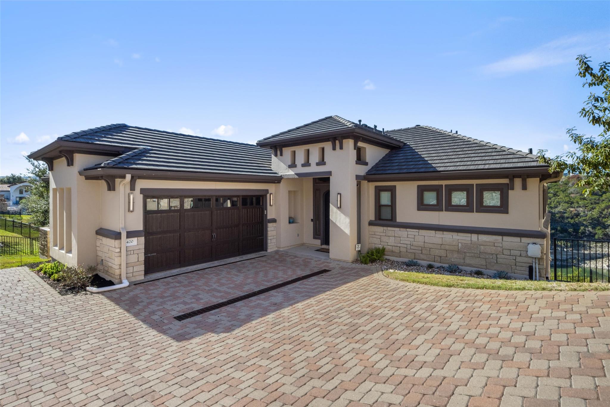 420 Marina View WAY