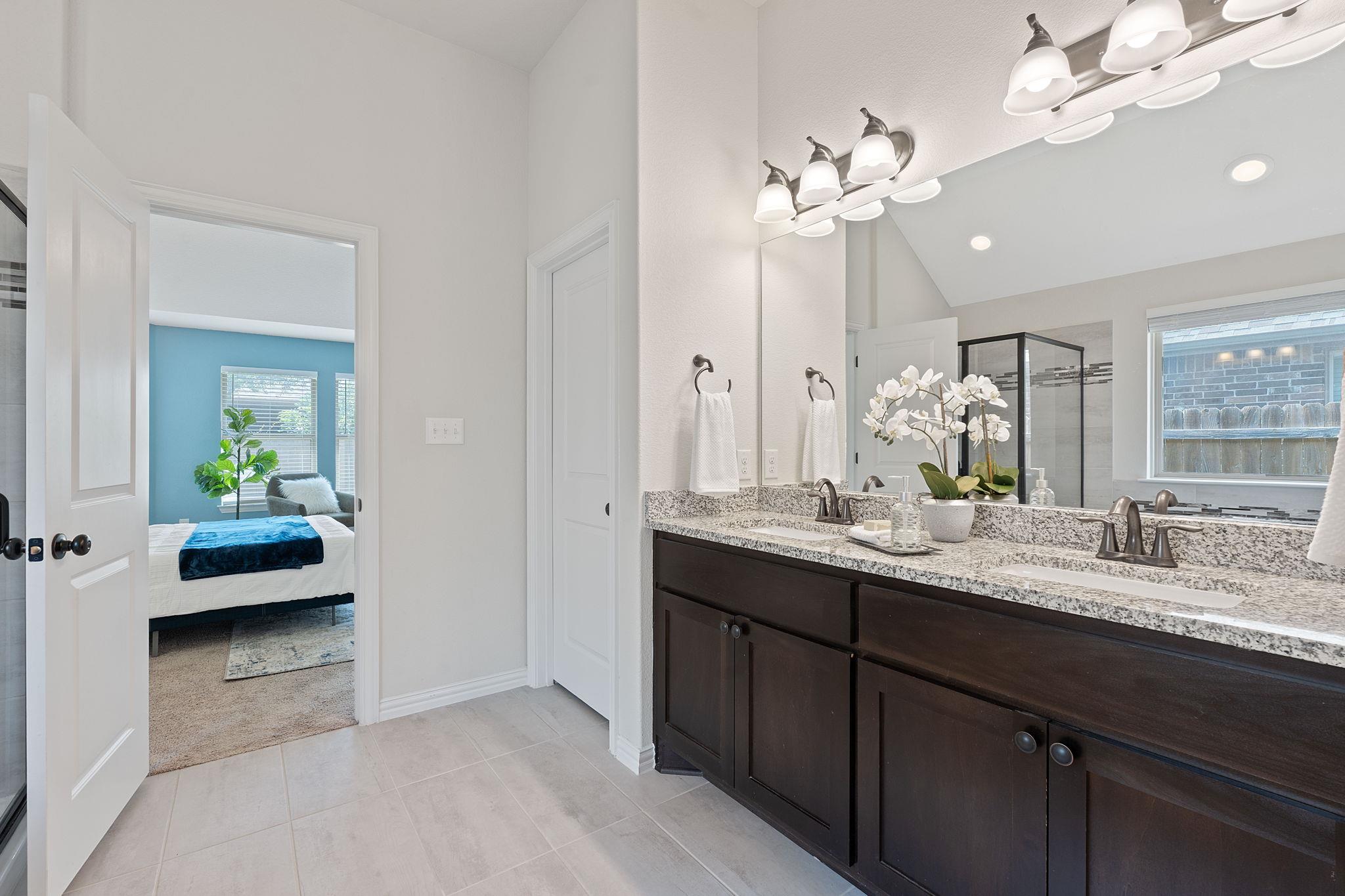 4131 Van Ness Ave