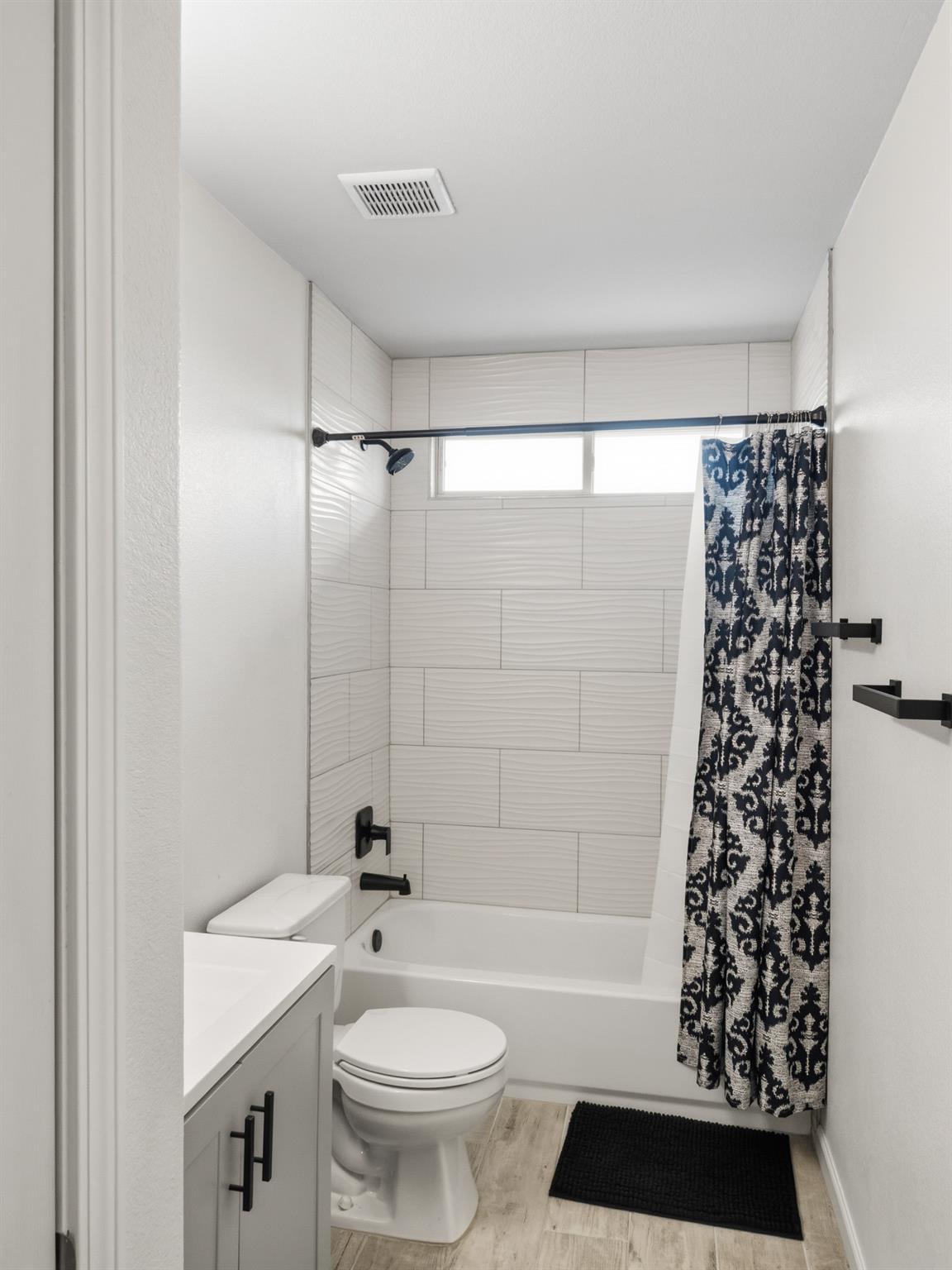 6017 Gaelic CT