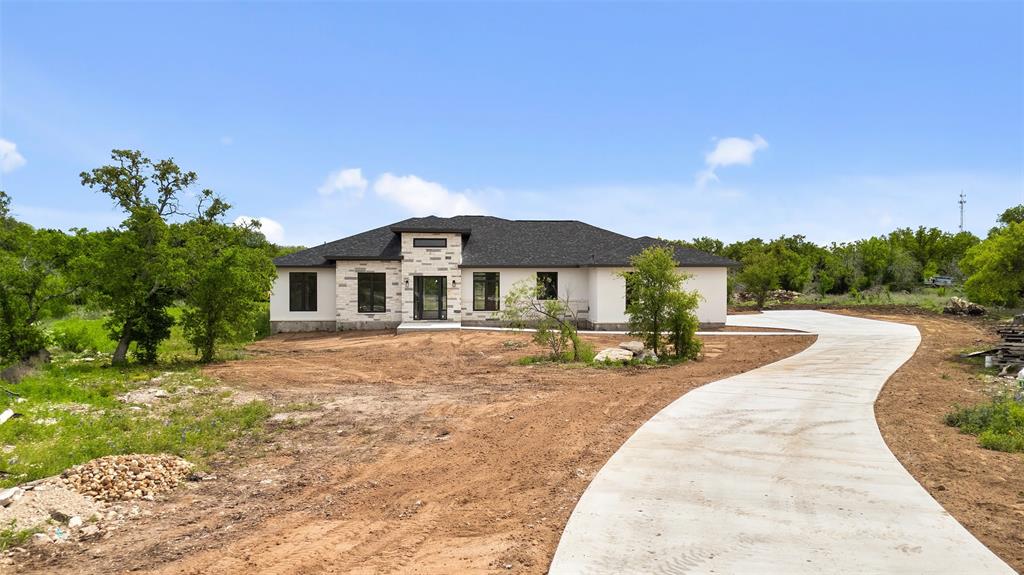 333 Spicewood Trails DR