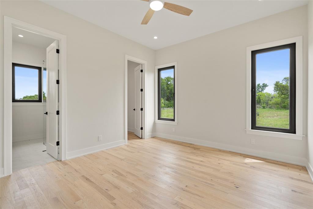 333 Spicewood Trails DR
