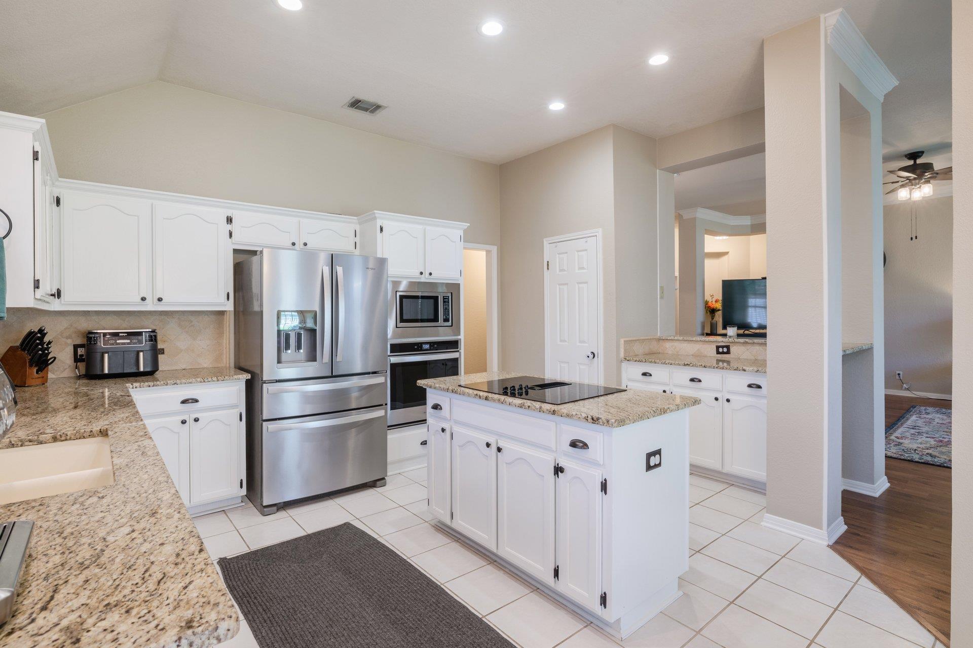 16106 W Dorman DR