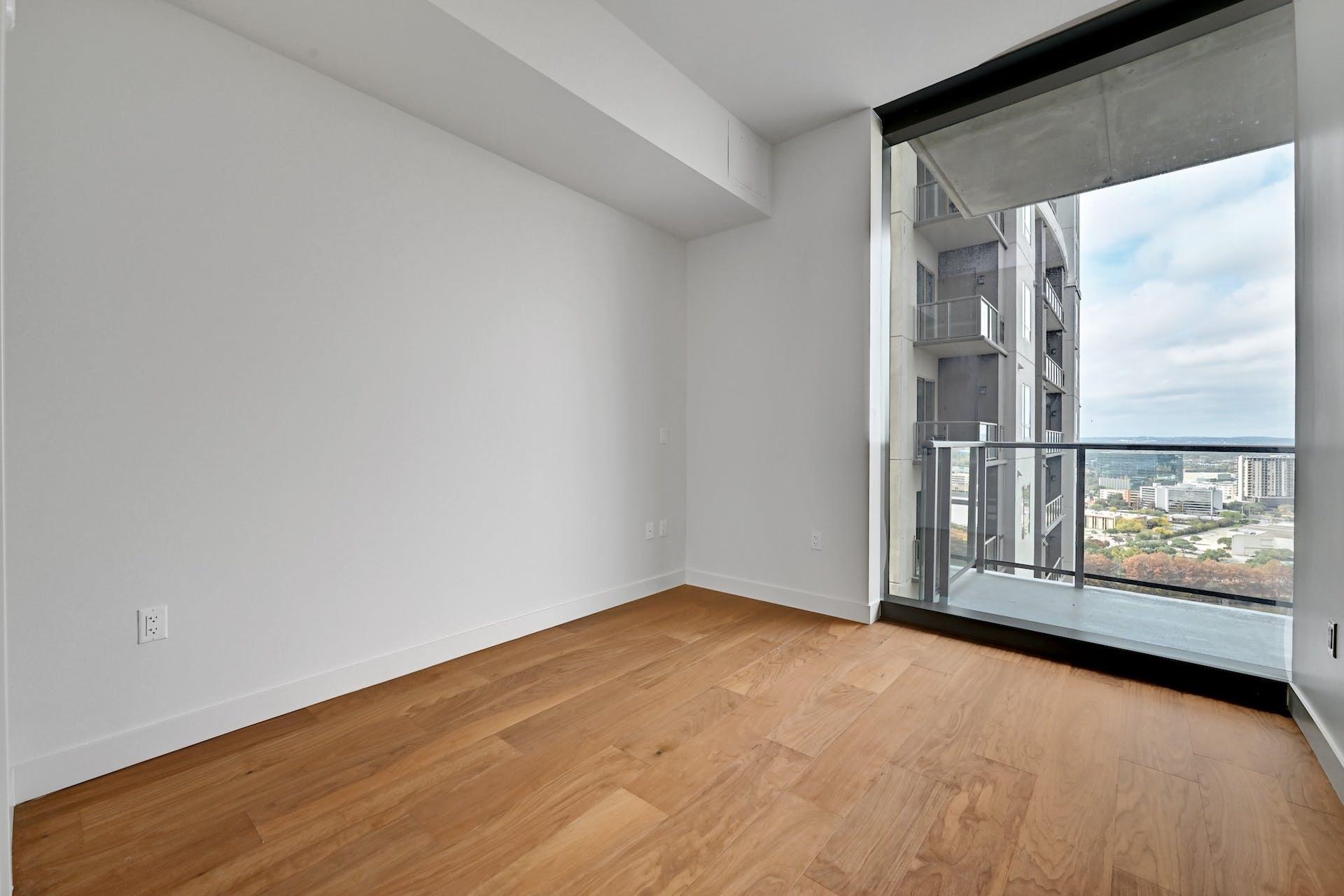 44 East Ave # 2204