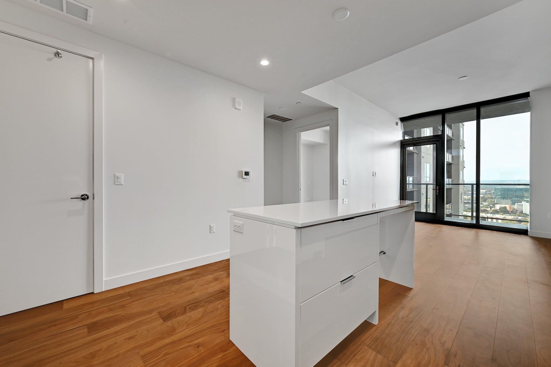 44 East Ave # 2204