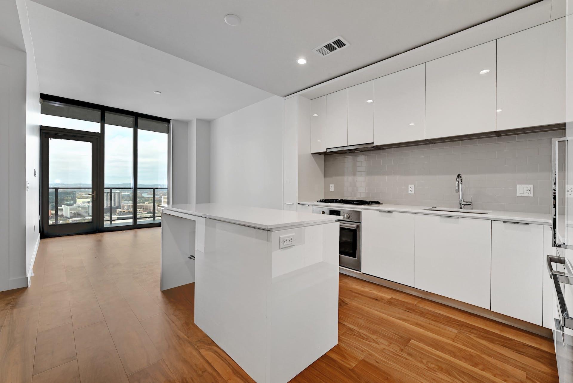 44 East Ave # 2204