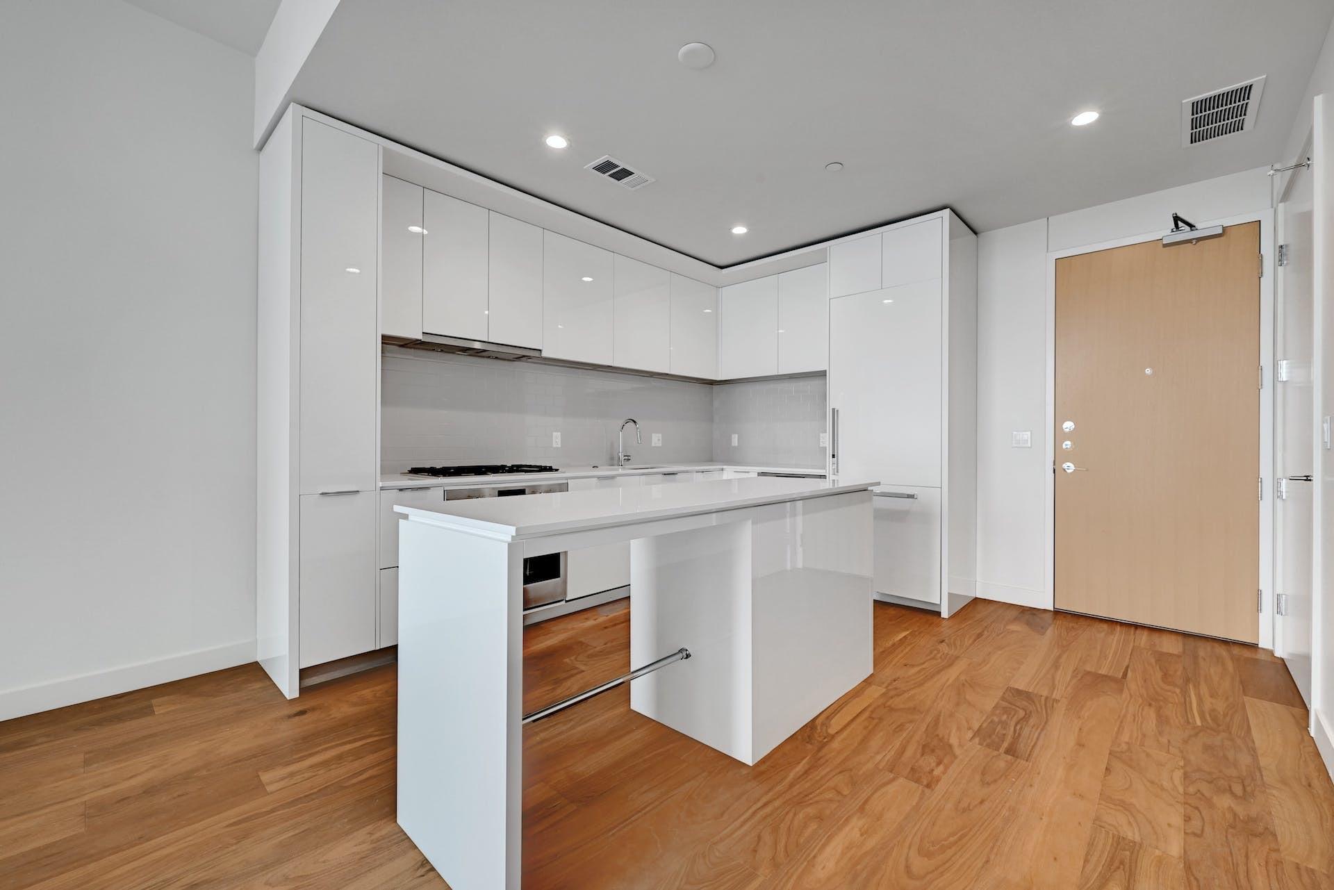 44 East Ave # 2204
