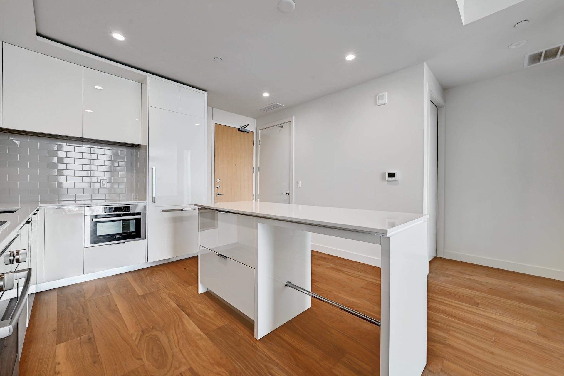 44 East Ave # 2204