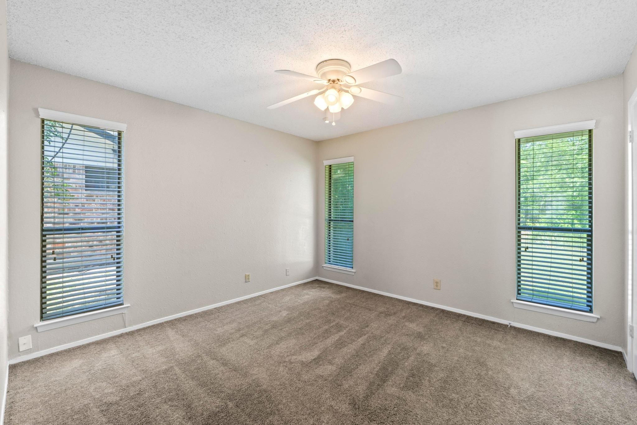 12306 Split Rail PKWY