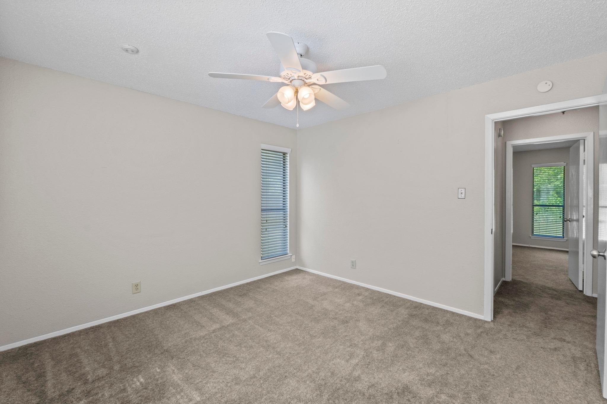 12306 Split Rail PKWY